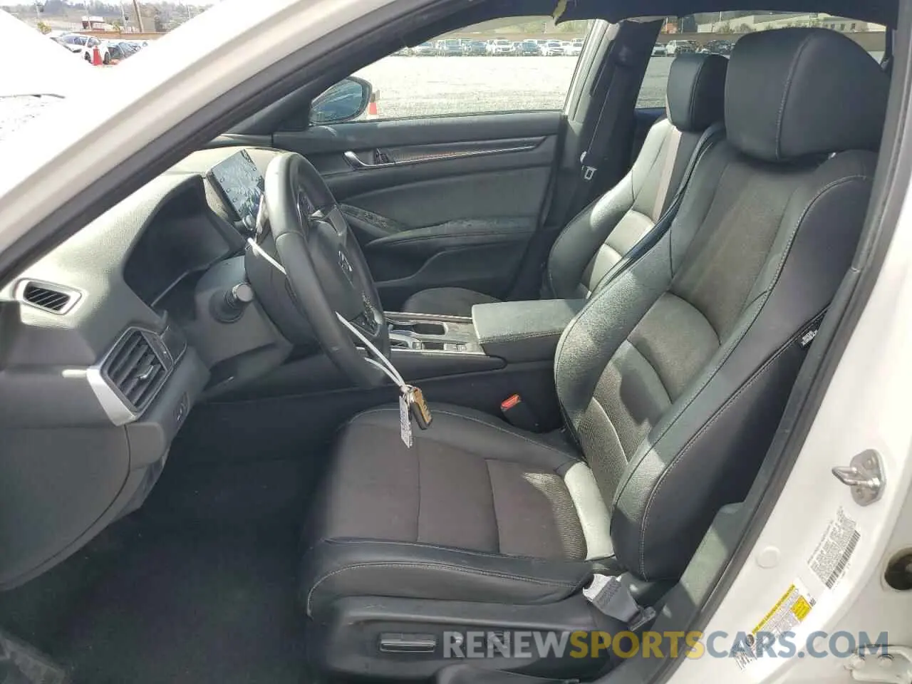 7 Photograph of a damaged car 1HGCV1F34KA086529 HONDA ACCORD 2019