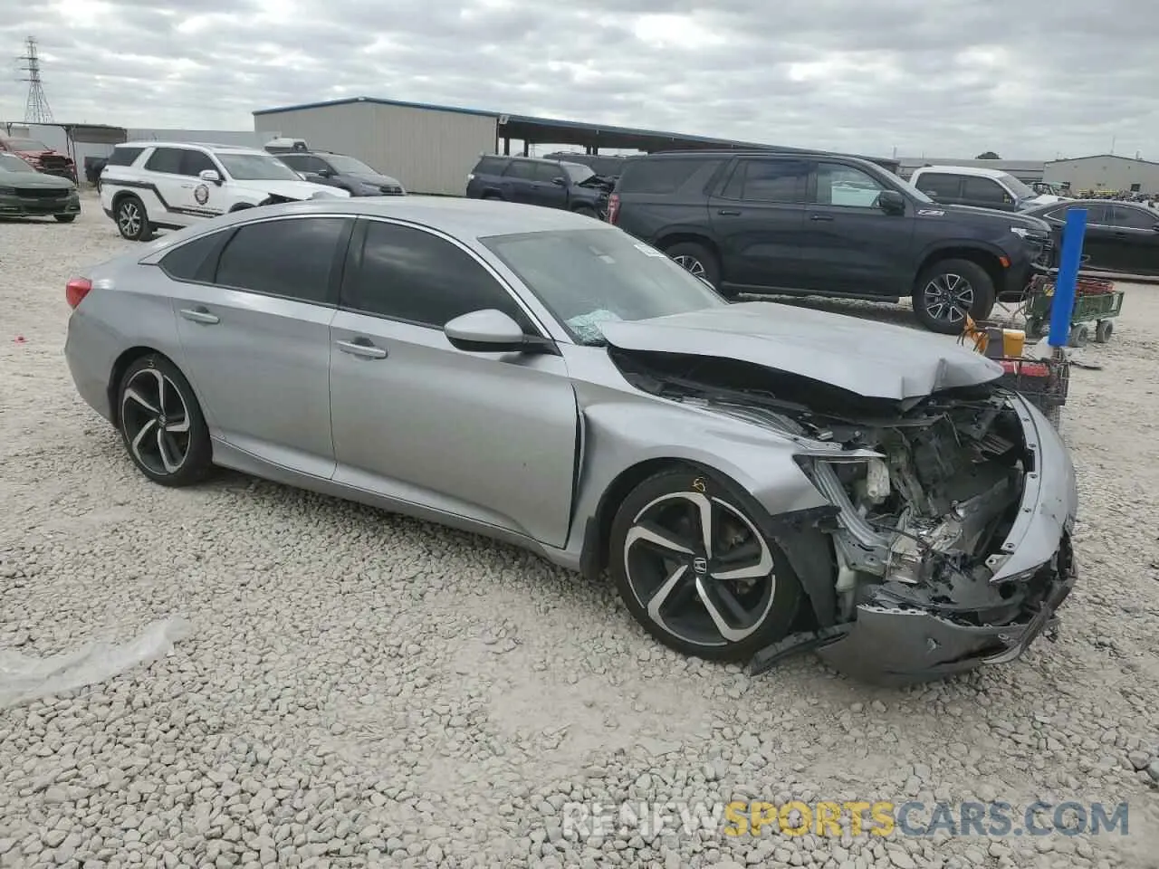 4 Photograph of a damaged car 1HGCV1F34KA089091 HONDA ACCORD 2019