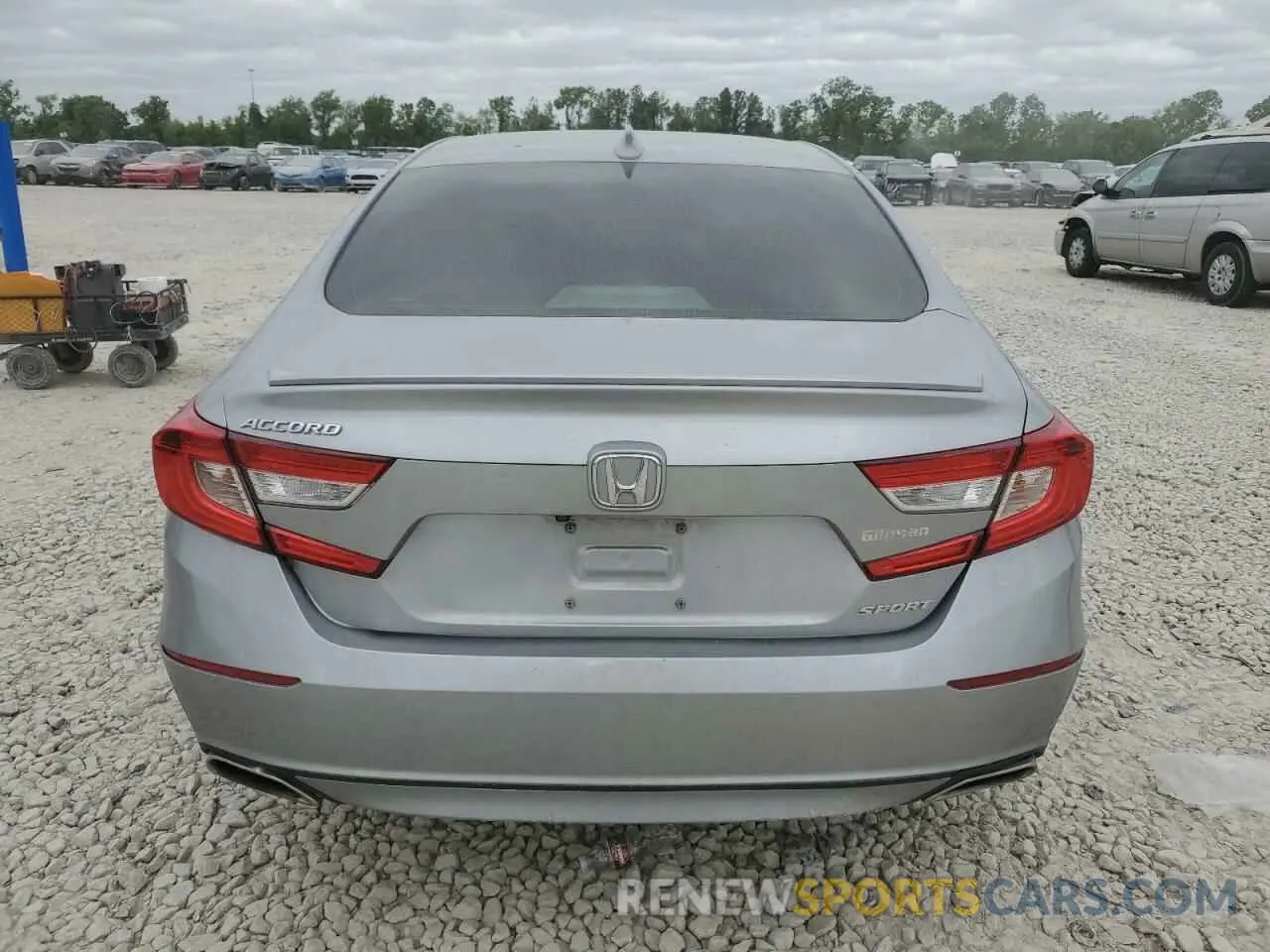 6 Photograph of a damaged car 1HGCV1F34KA089091 HONDA ACCORD 2019