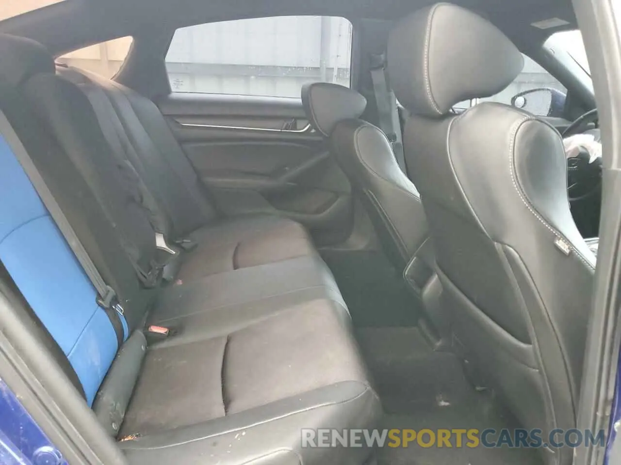 10 Photograph of a damaged car 1HGCV1F34KA094100 HONDA ACCORD 2019