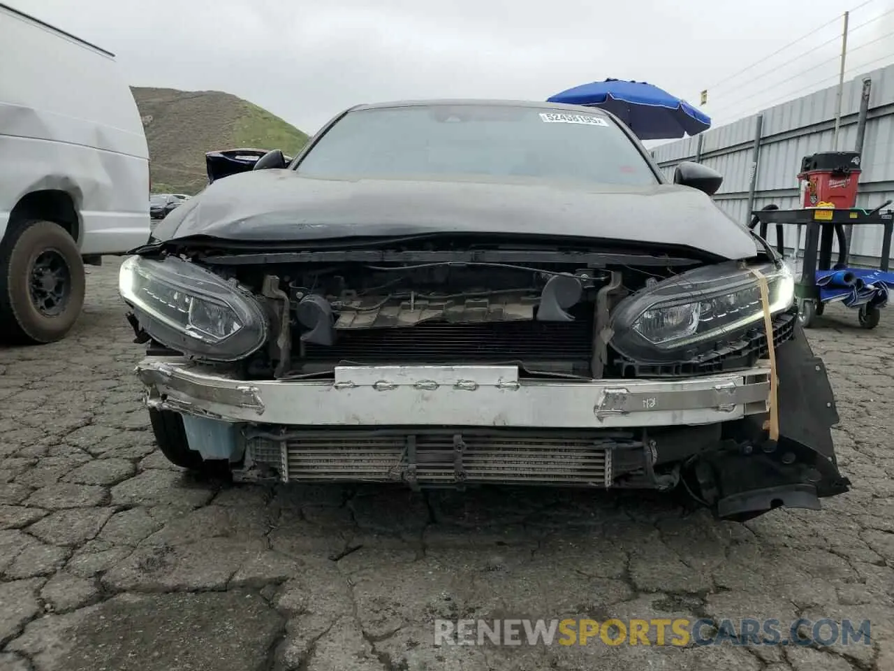 5 Photograph of a damaged car 1HGCV1F34KA104978 HONDA ACCORD 2019