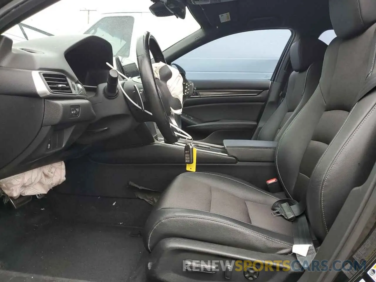 7 Photograph of a damaged car 1HGCV1F34KA104978 HONDA ACCORD 2019