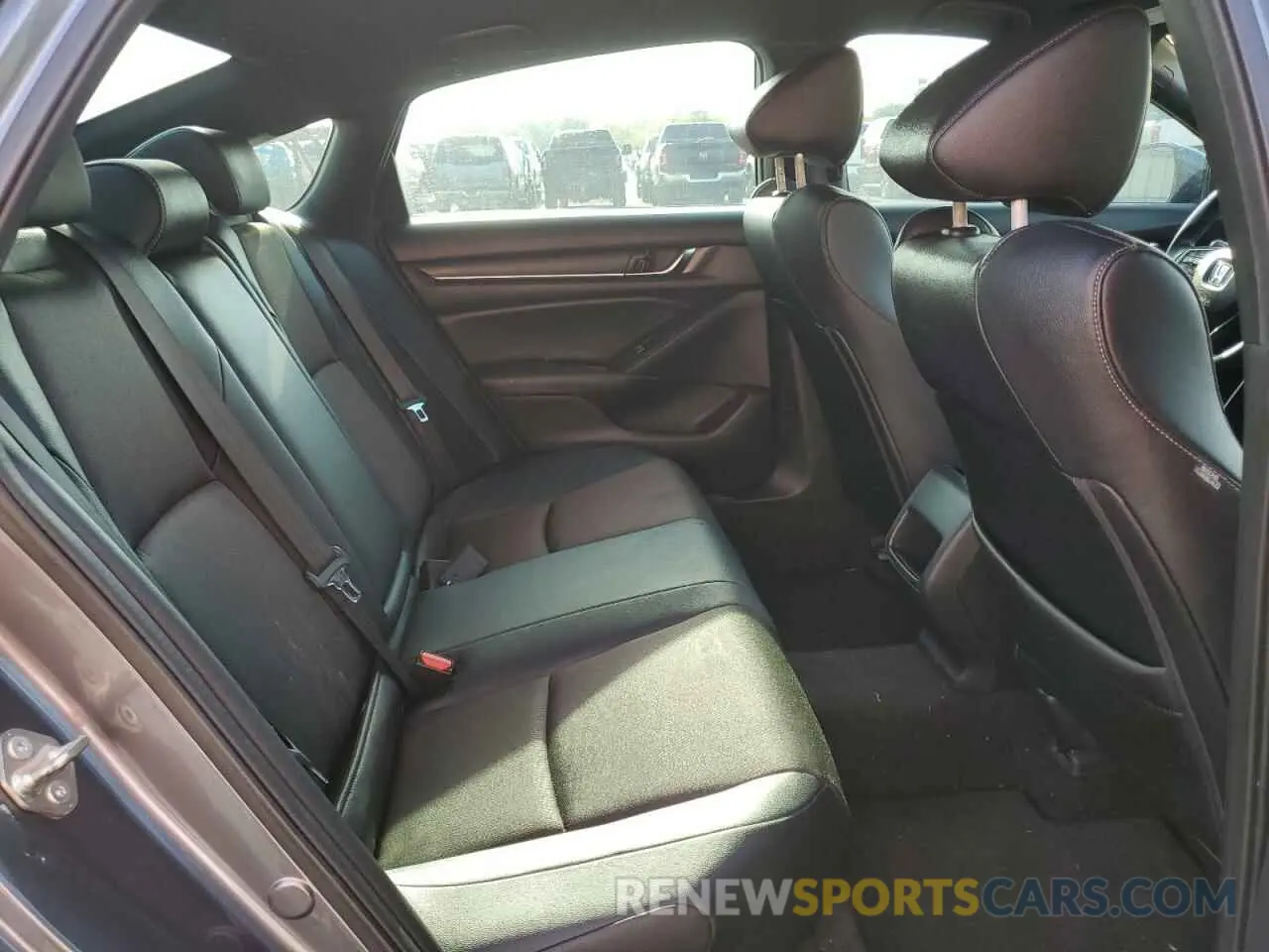 11 Photograph of a damaged car 1HGCV1F34KA147989 HONDA ACCORD 2019