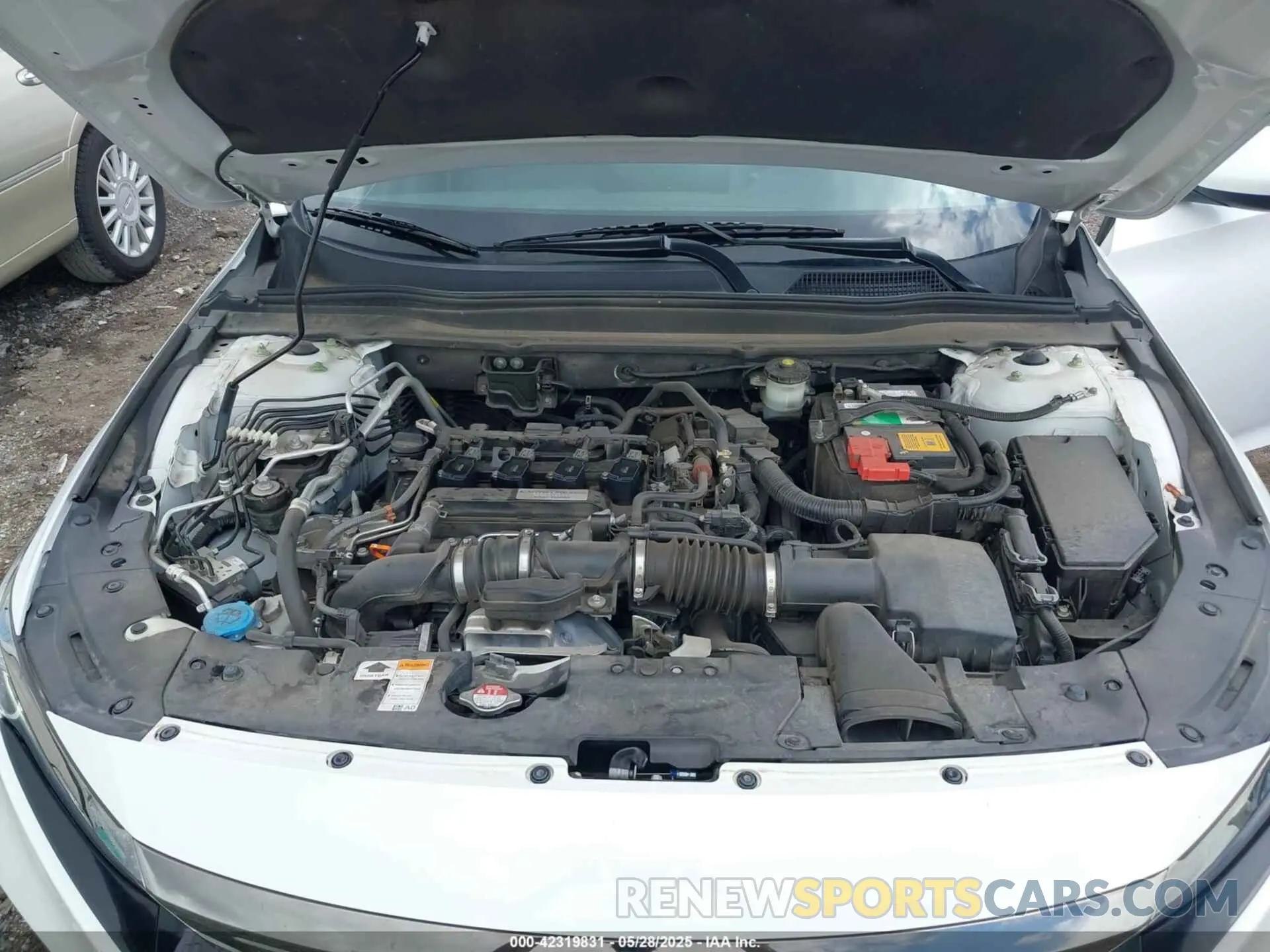 10 Photograph of a damaged car 1HGCV1F34KA175887 HONDA ACCORD 2019