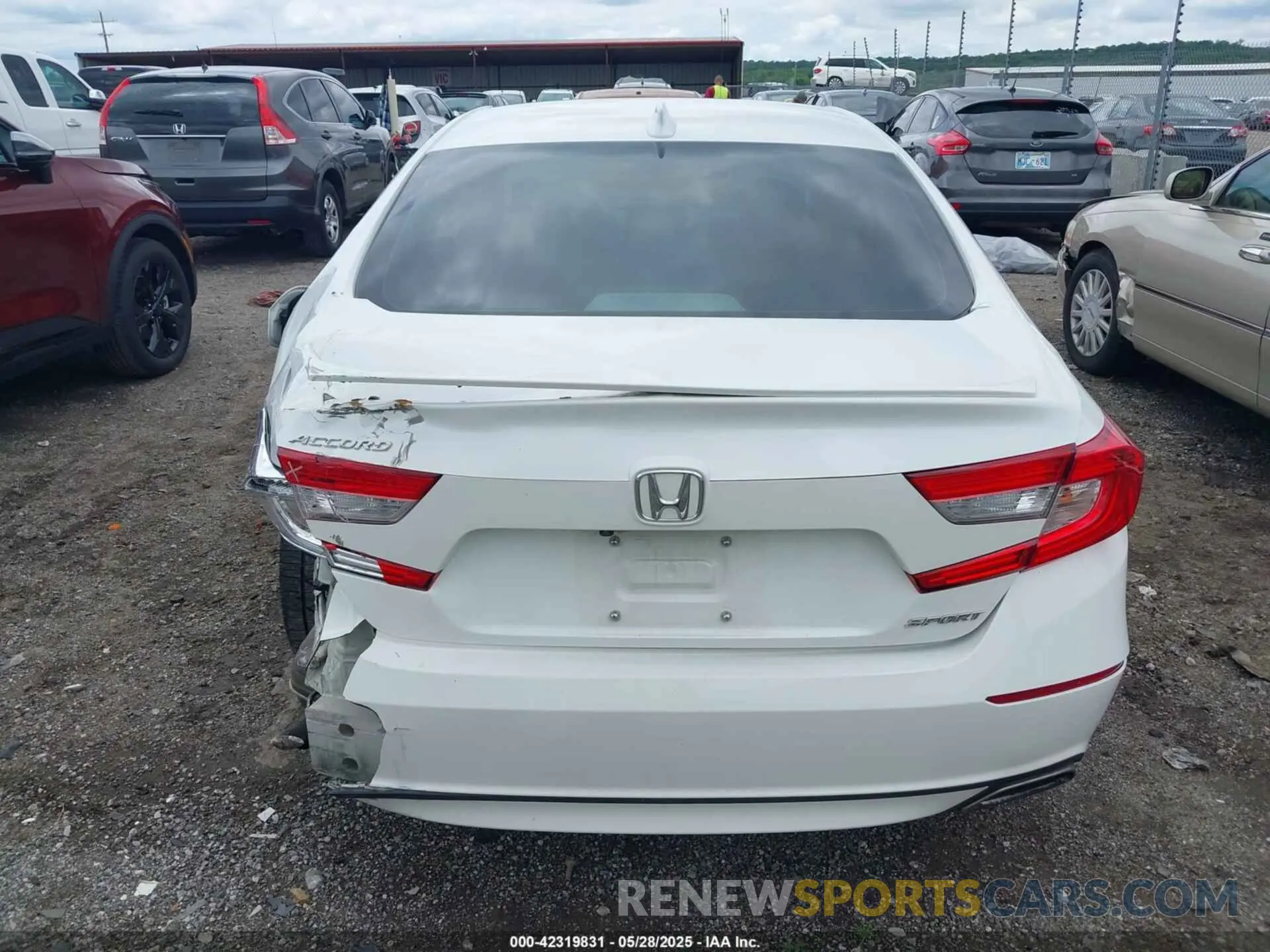 17 Photograph of a damaged car 1HGCV1F34KA175887 HONDA ACCORD 2019