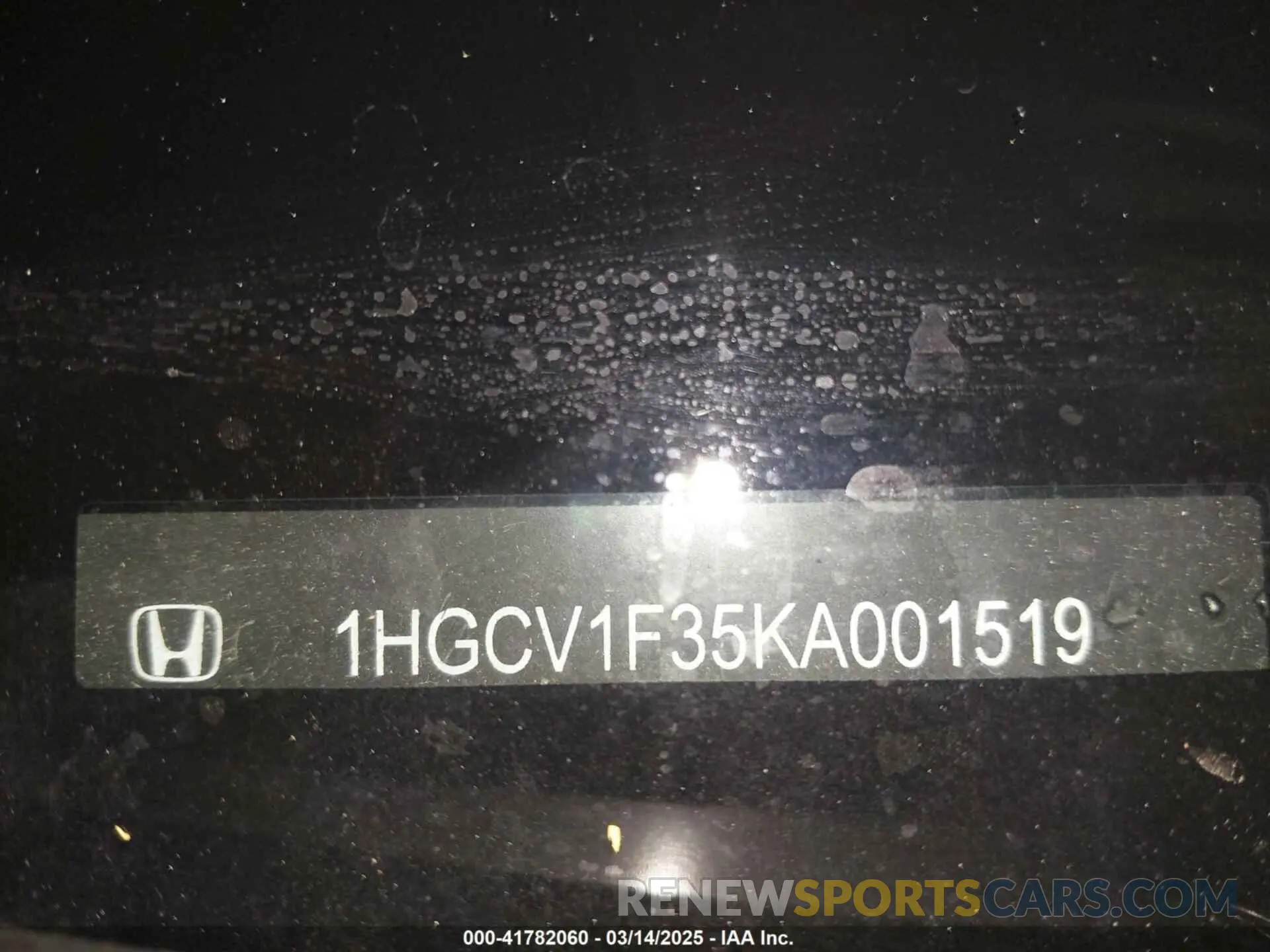 19 Photograph of a damaged car 1HGCV1F35KA001519 HONDA ACCORD 2019