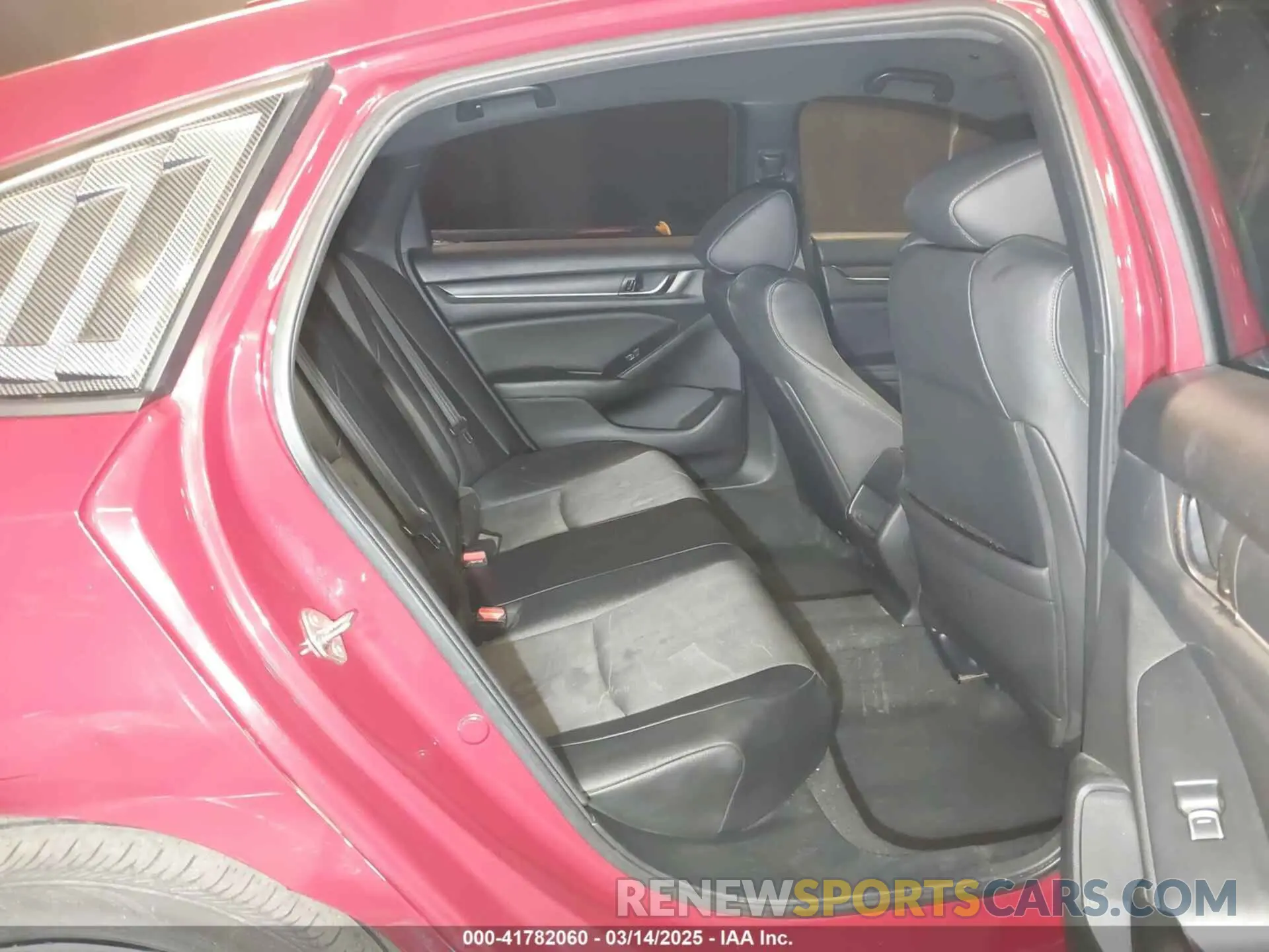 8 Photograph of a damaged car 1HGCV1F35KA001519 HONDA ACCORD 2019