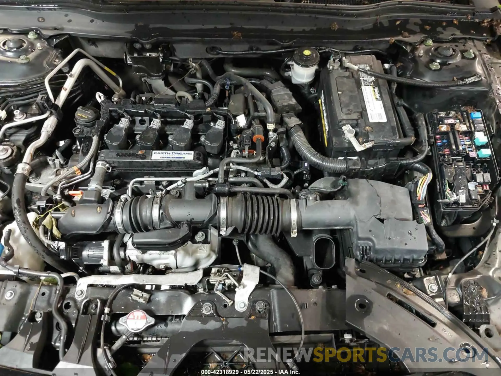 10 Photograph of a damaged car 1HGCV1F35KA005750 HONDA ACCORD 2019