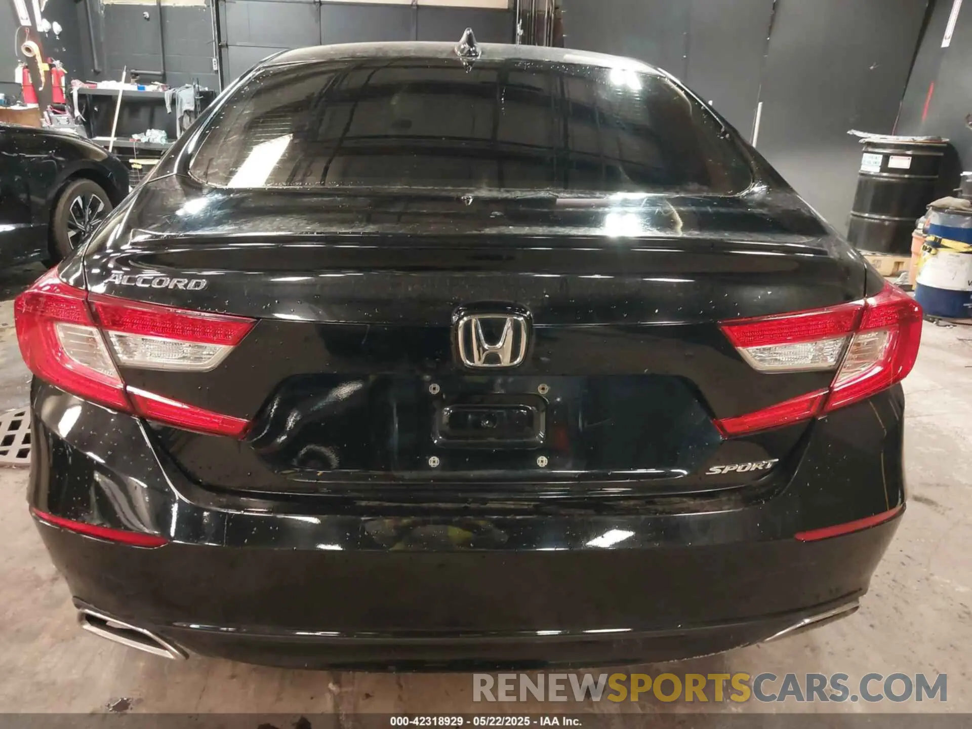 16 Photograph of a damaged car 1HGCV1F35KA005750 HONDA ACCORD 2019