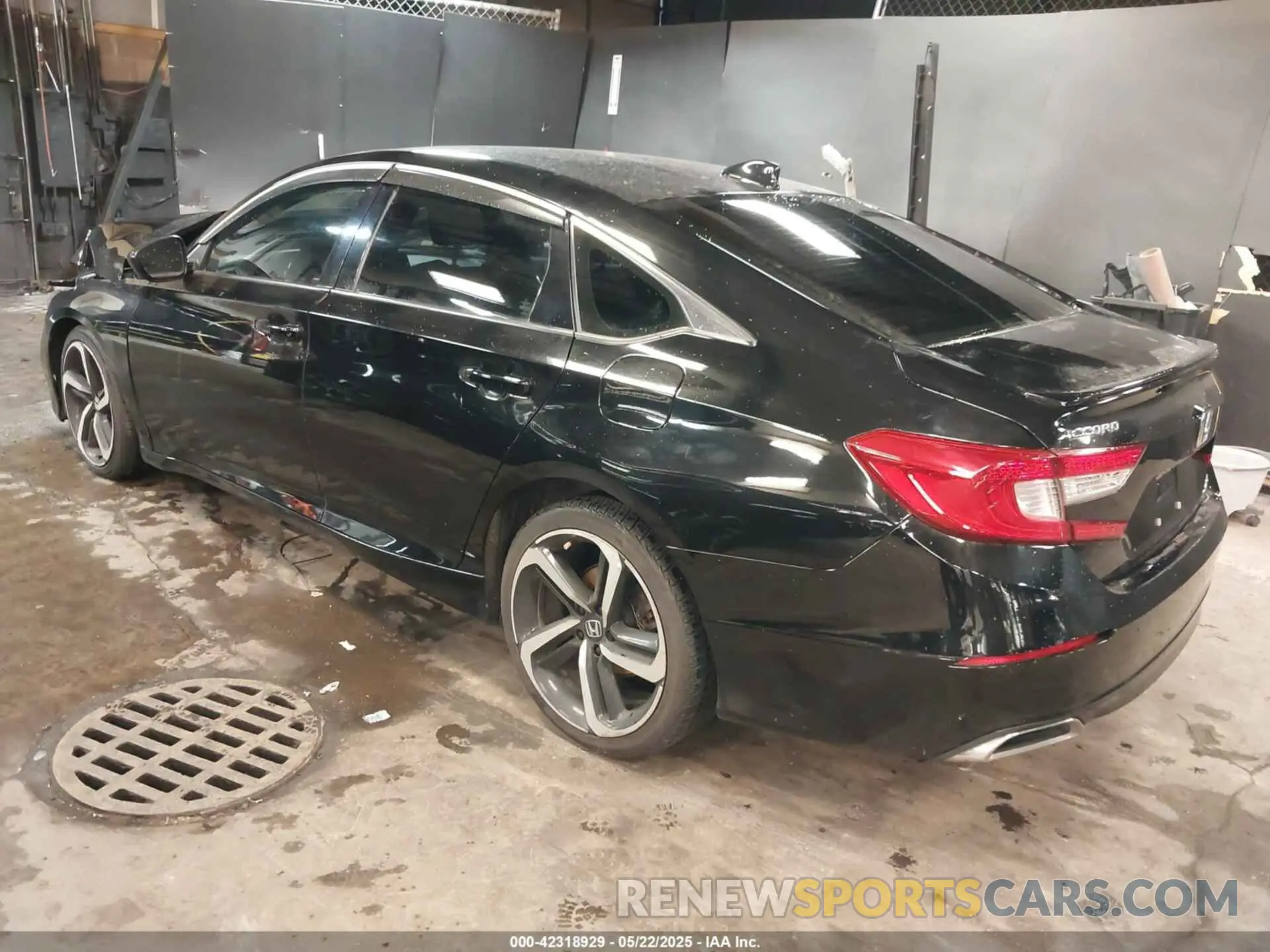 3 Photograph of a damaged car 1HGCV1F35KA005750 HONDA ACCORD 2019