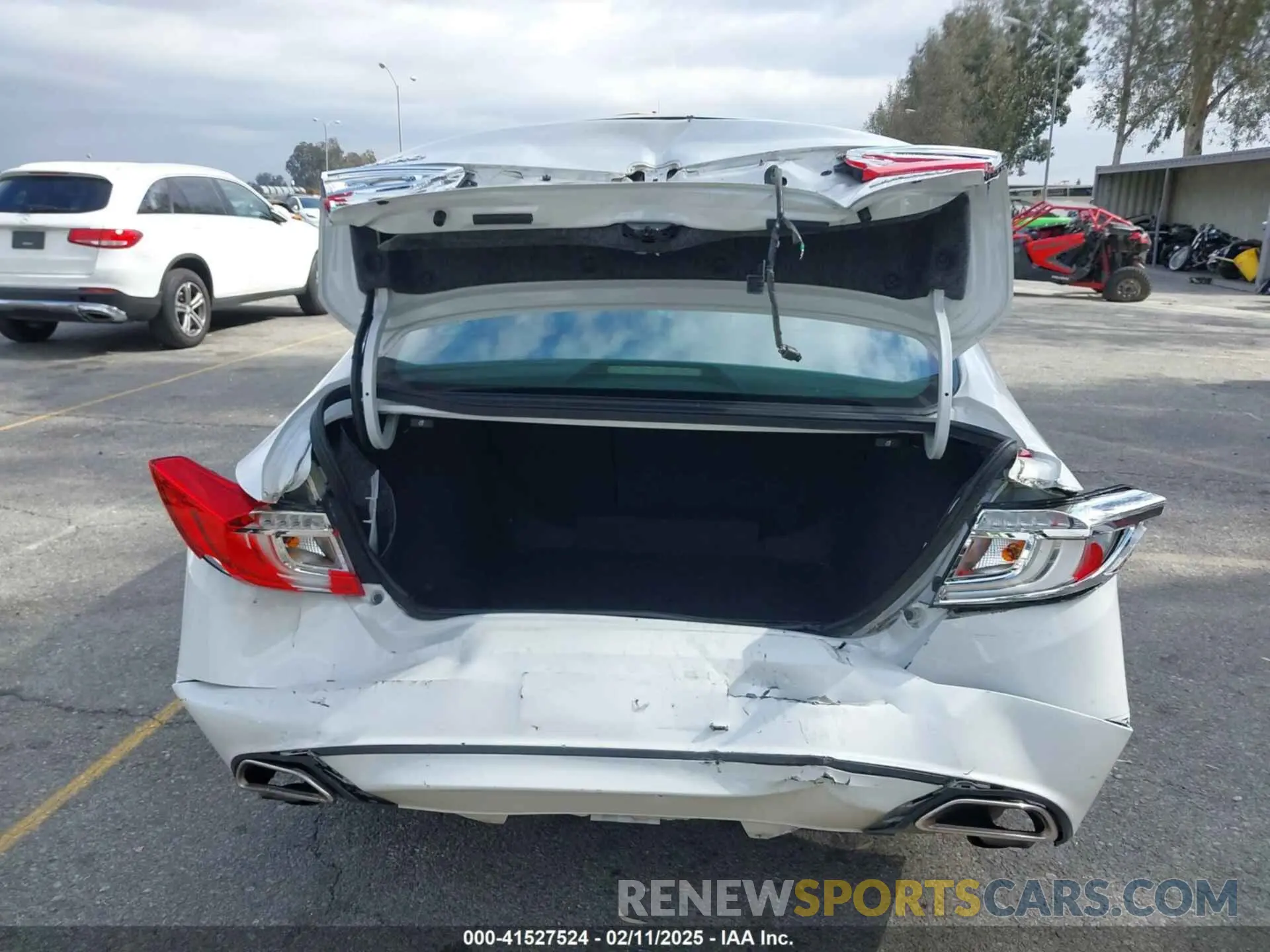 6 Photograph of a damaged car 1HGCV1F35KA009247 HONDA ACCORD 2019
