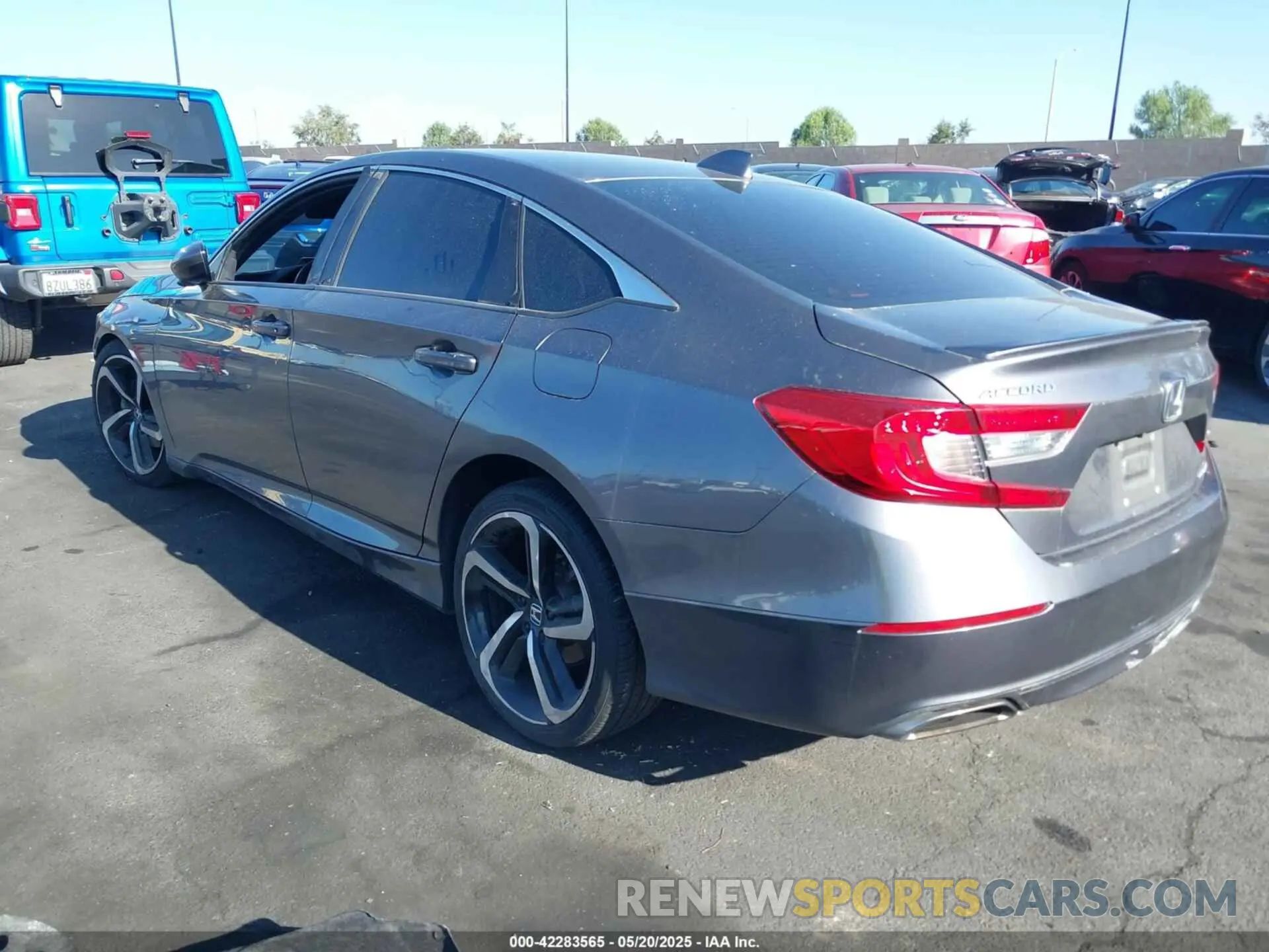 15 Photograph of a damaged car 1HGCV1F35KA018546 HONDA ACCORD 2019