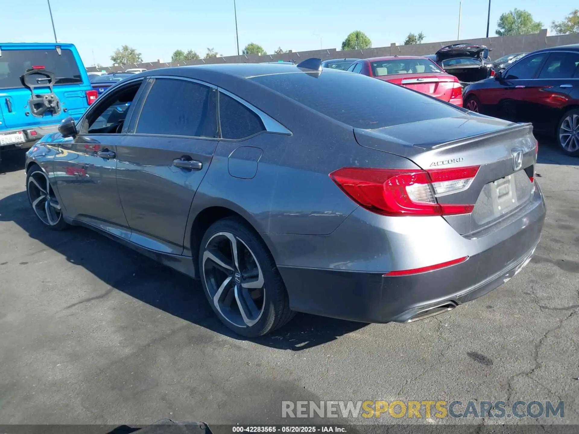 3 Photograph of a damaged car 1HGCV1F35KA018546 HONDA ACCORD 2019