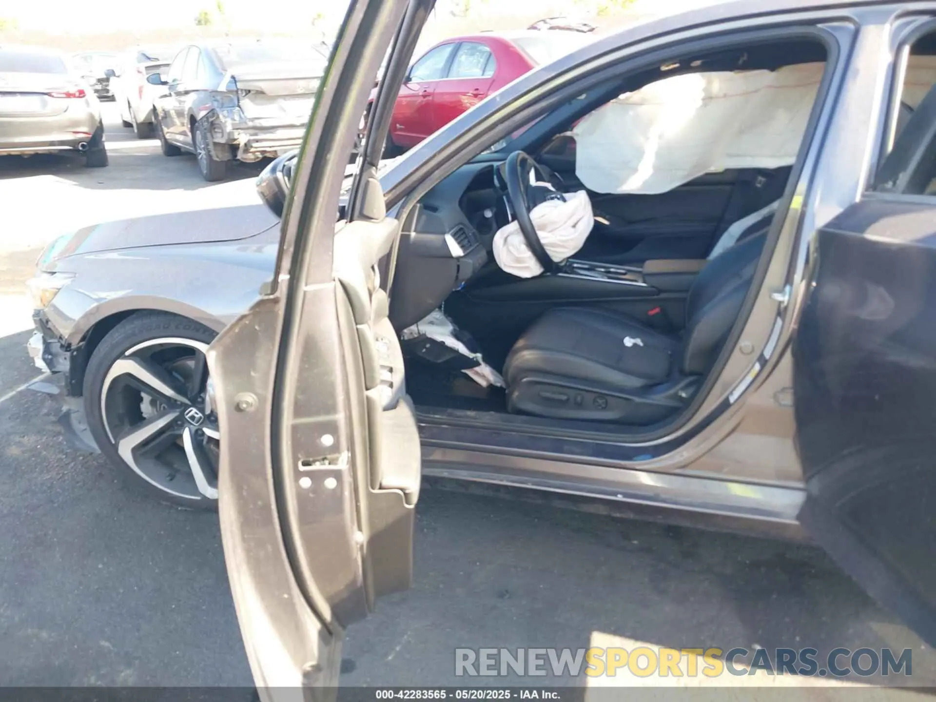 5 Photograph of a damaged car 1HGCV1F35KA018546 HONDA ACCORD 2019