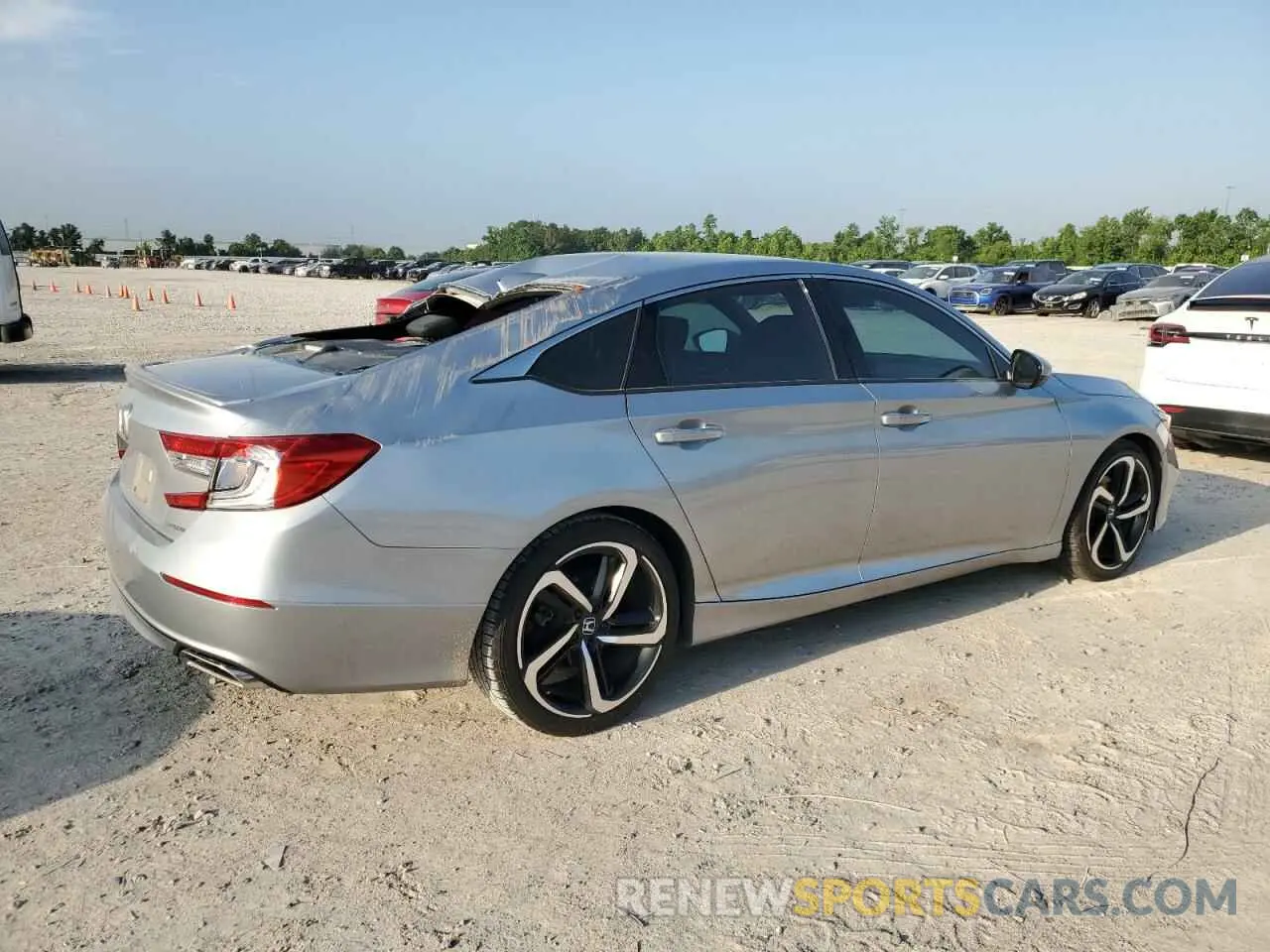 3 Photograph of a damaged car 1HGCV1F35KA046086 HONDA ACCORD 2019
