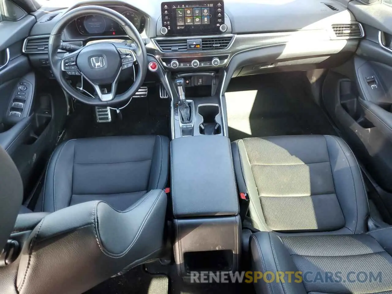 8 Photograph of a damaged car 1HGCV1F35KA049568 HONDA ACCORD 2019