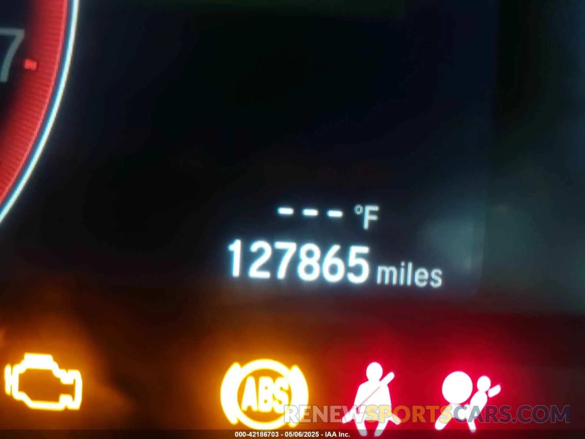 15 Photograph of a damaged car 1HGCV1F35KA064216 HONDA ACCORD 2019