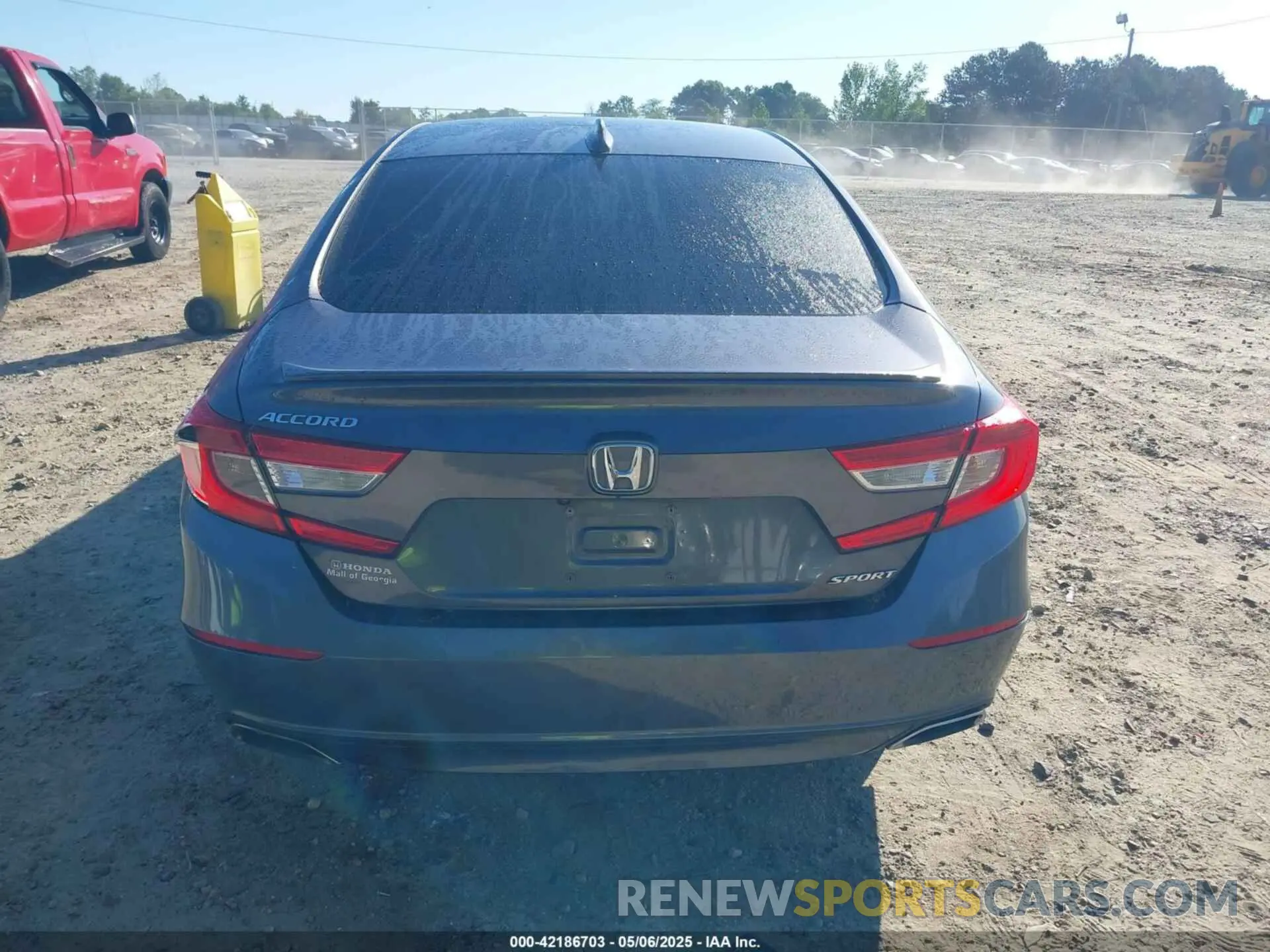 16 Photograph of a damaged car 1HGCV1F35KA064216 HONDA ACCORD 2019