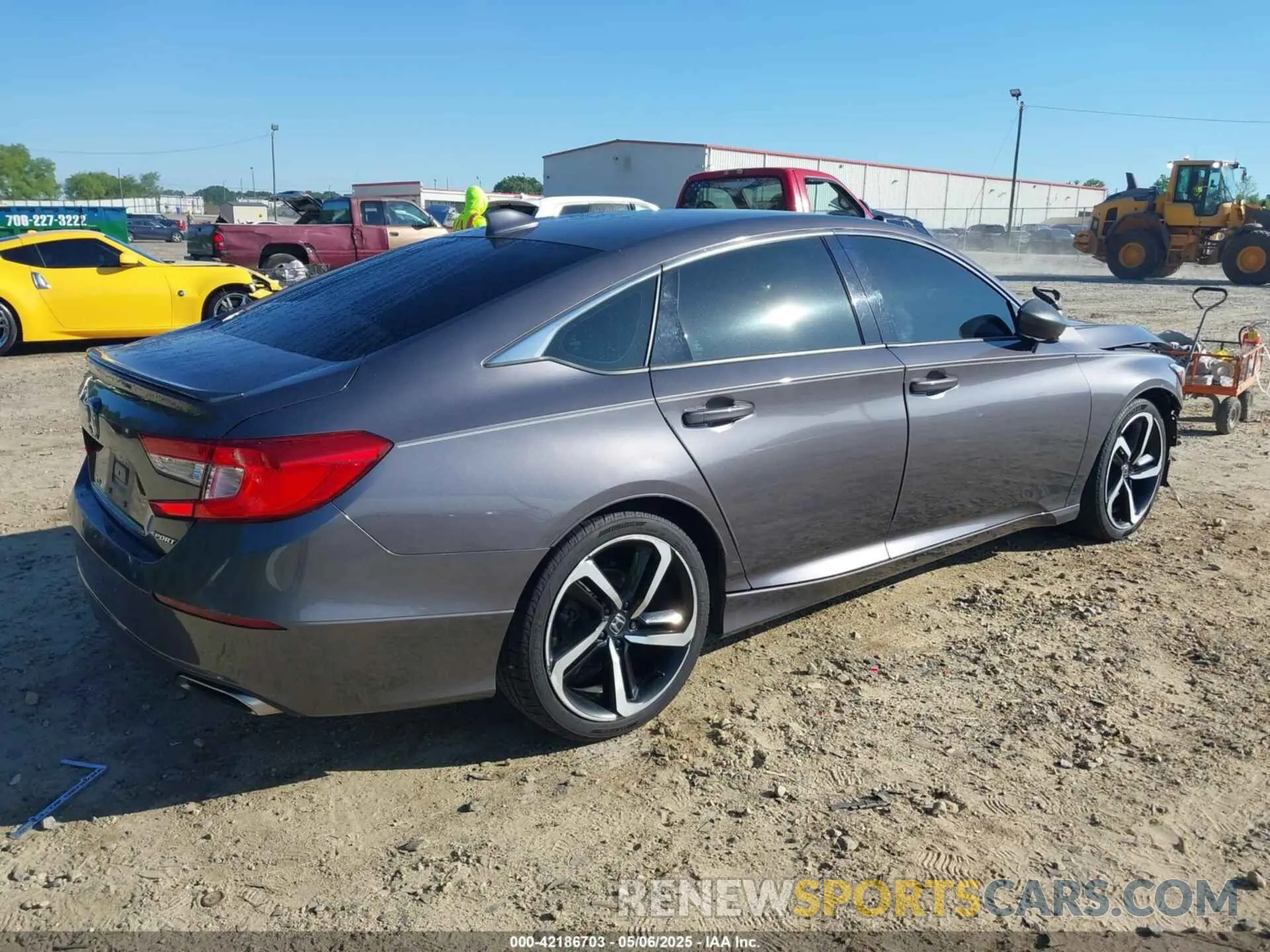 4 Photograph of a damaged car 1HGCV1F35KA064216 HONDA ACCORD 2019