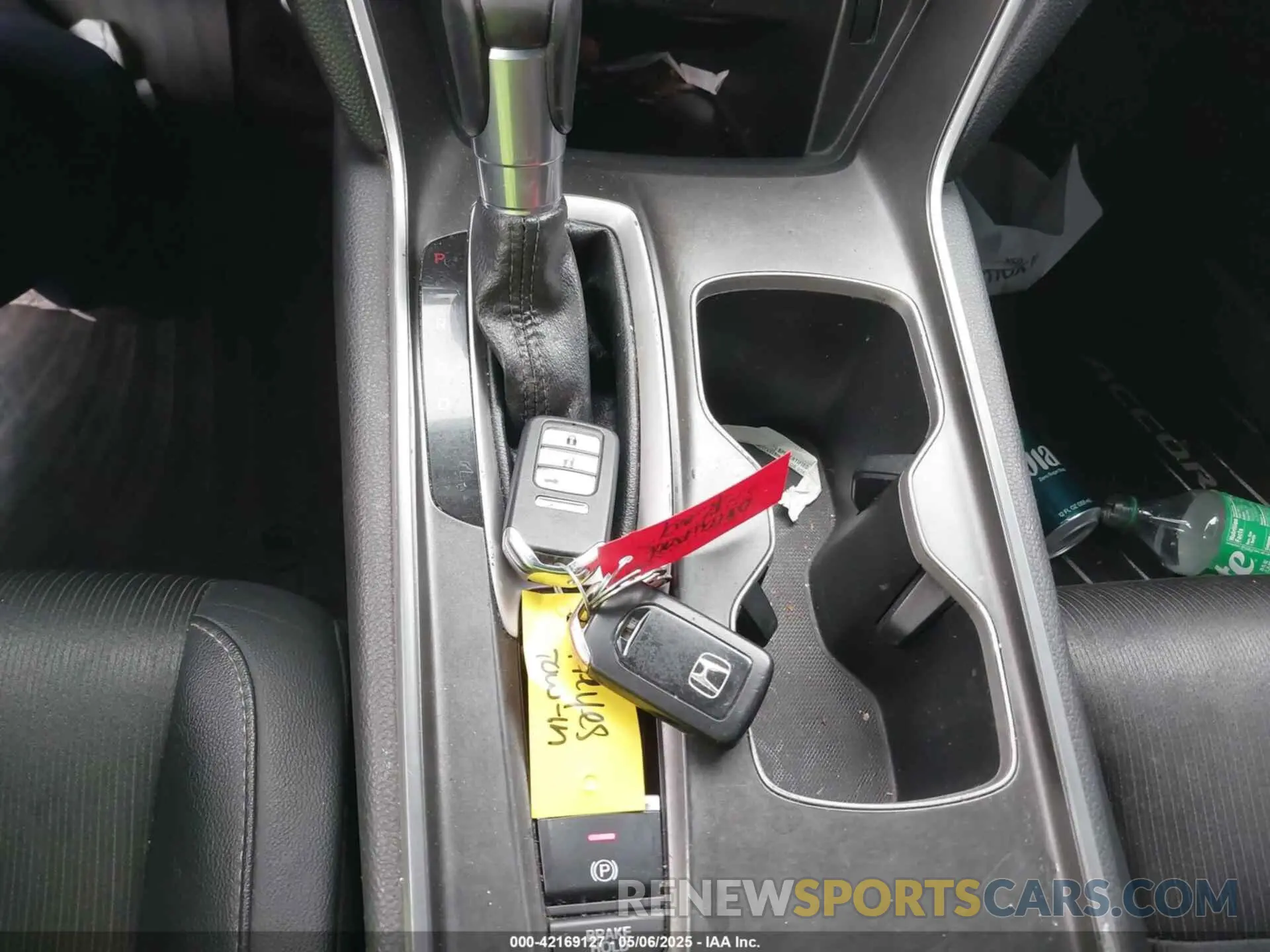 11 Photograph of a damaged car 1HGCV1F35KA083073 HONDA ACCORD 2019