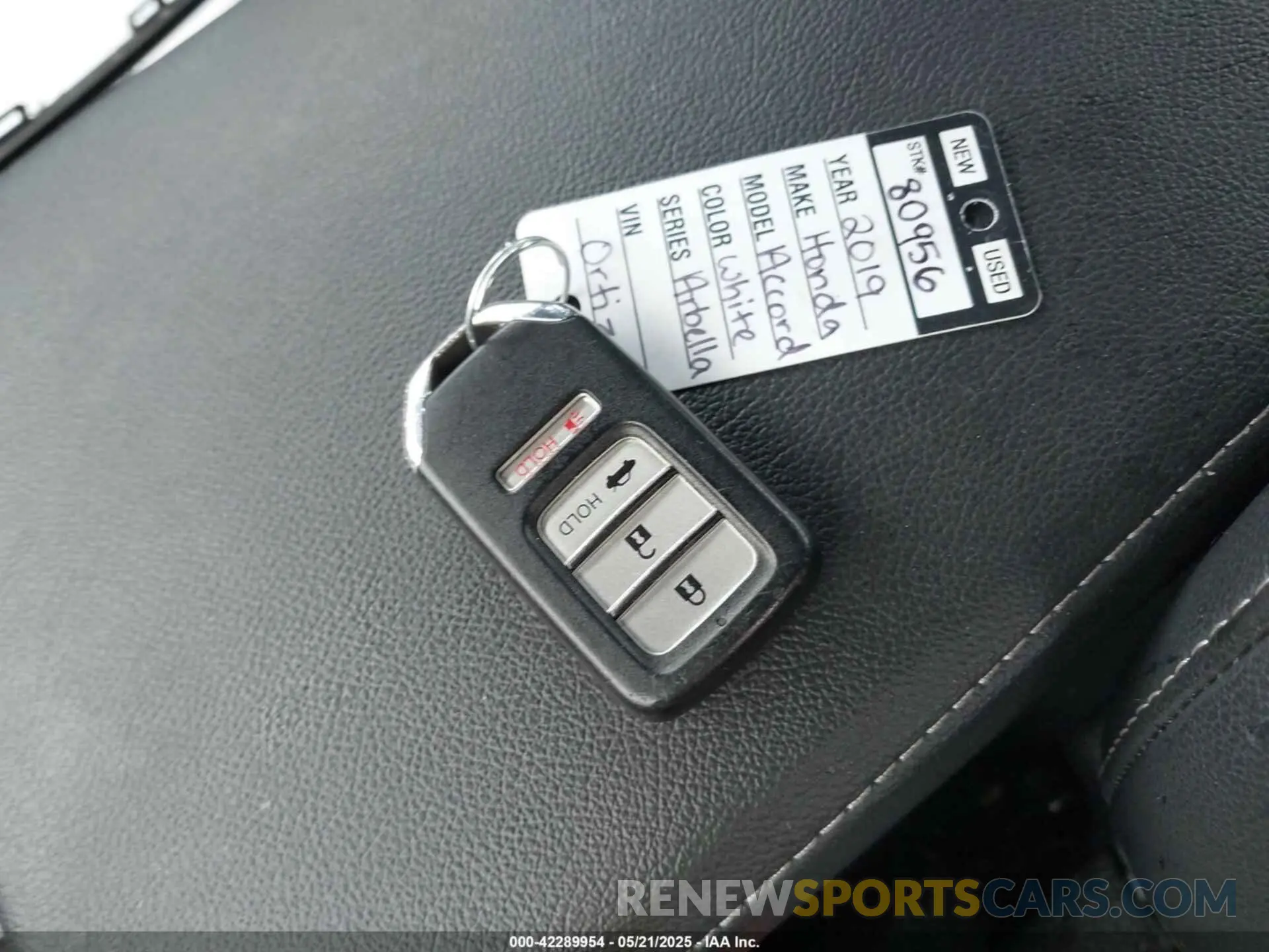 11 Photograph of a damaged car 1HGCV1F35KA088516 HONDA ACCORD 2019