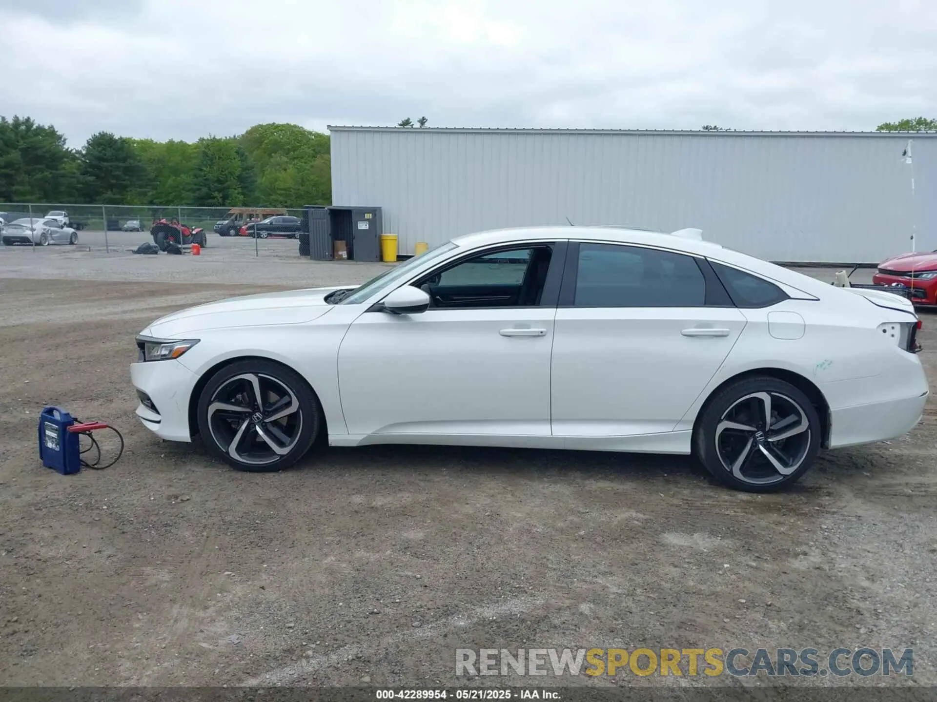 15 Photograph of a damaged car 1HGCV1F35KA088516 HONDA ACCORD 2019