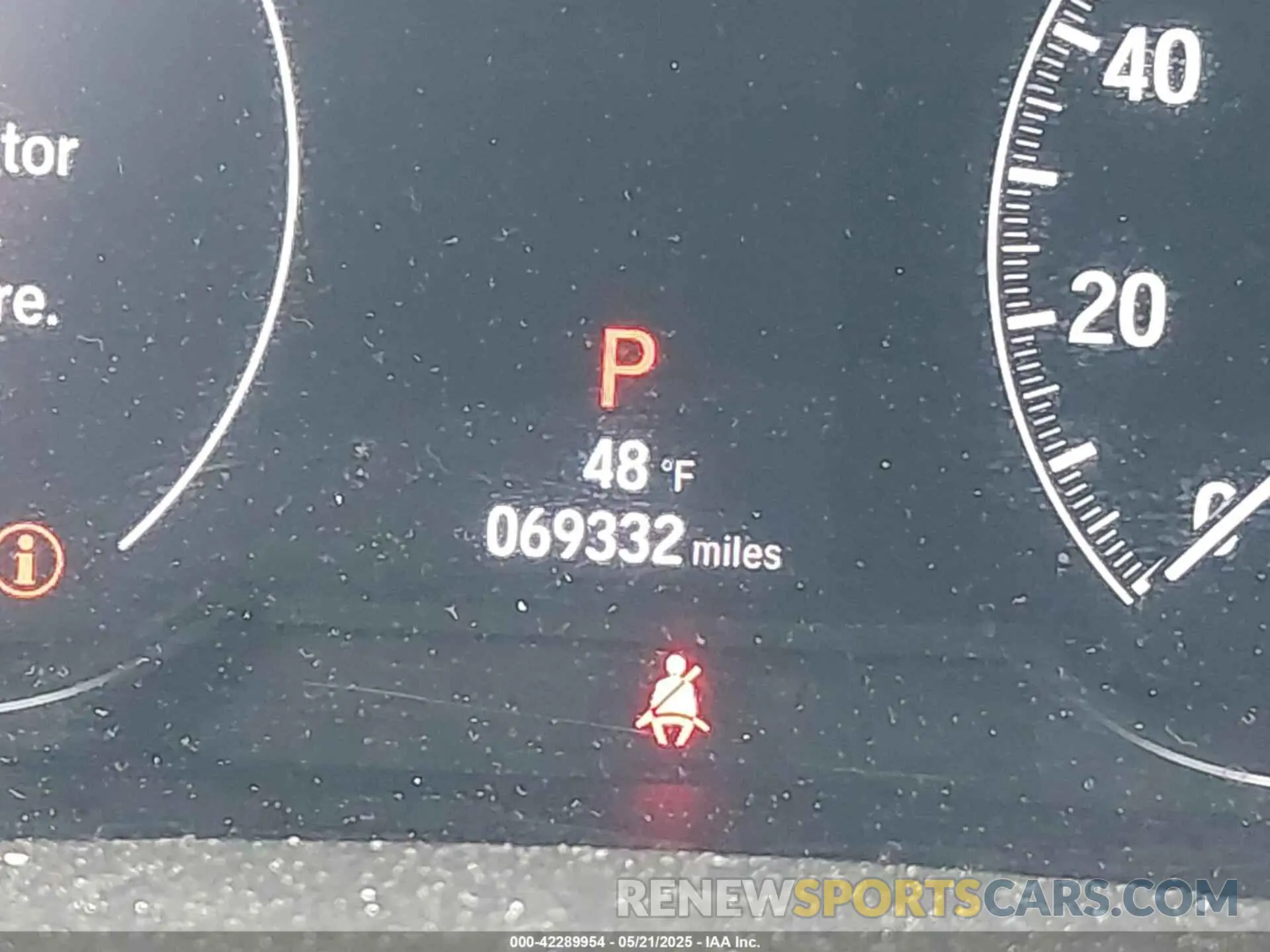 16 Photograph of a damaged car 1HGCV1F35KA088516 HONDA ACCORD 2019