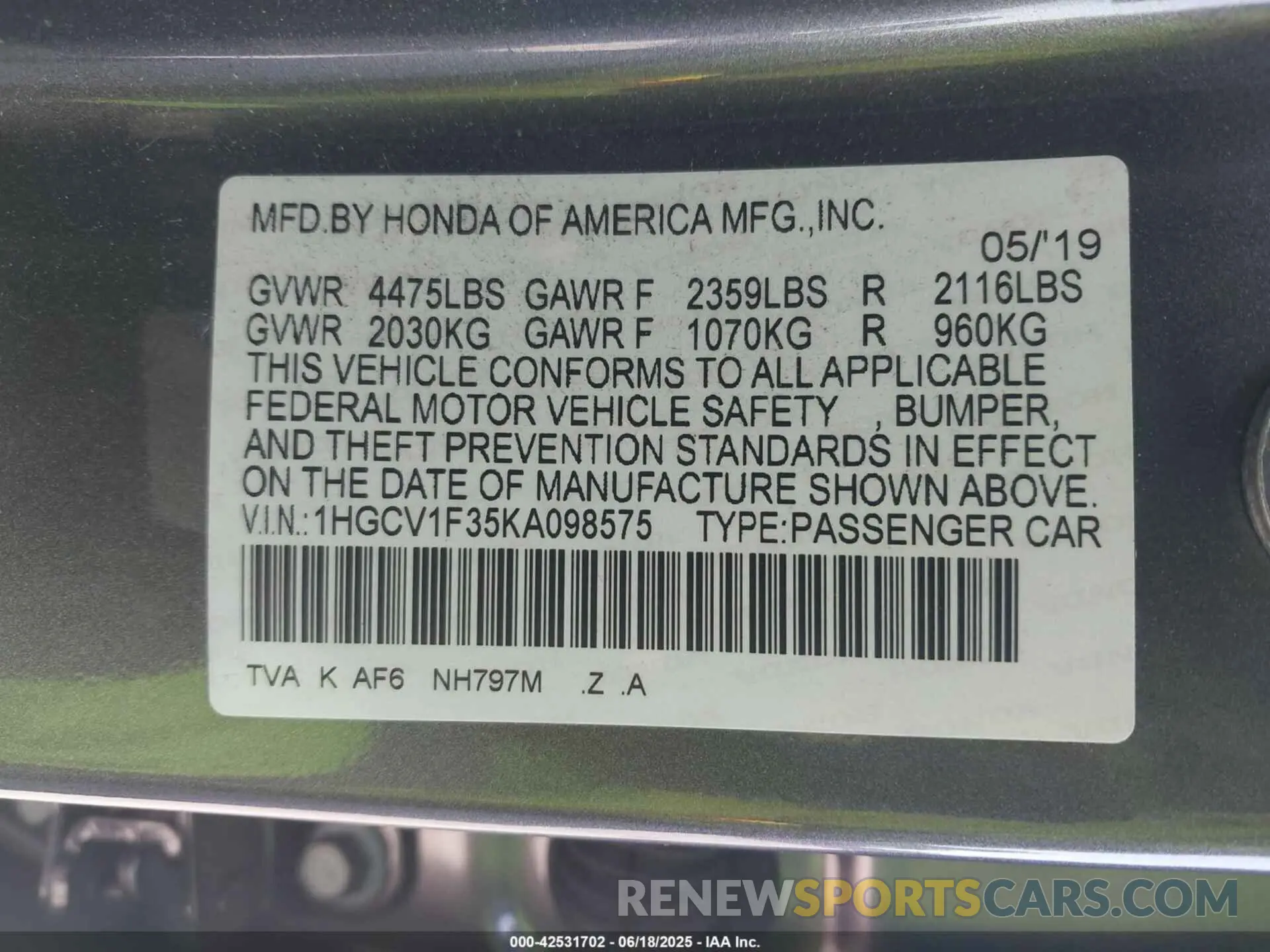 9 Photograph of a damaged car 1HGCV1F35KA098575 HONDA ACCORD 2019