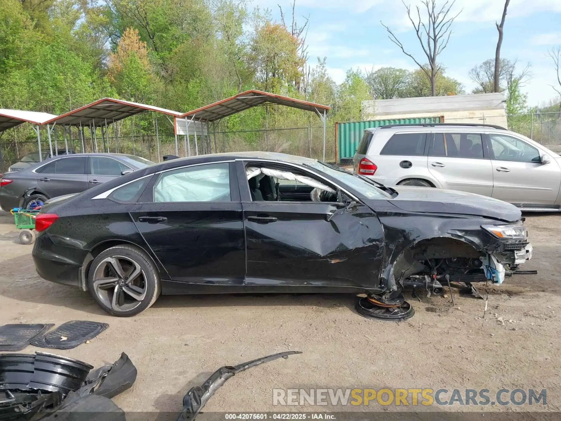 12 Photograph of a damaged car 1HGCV1F35KA115665 HONDA ACCORD 2019