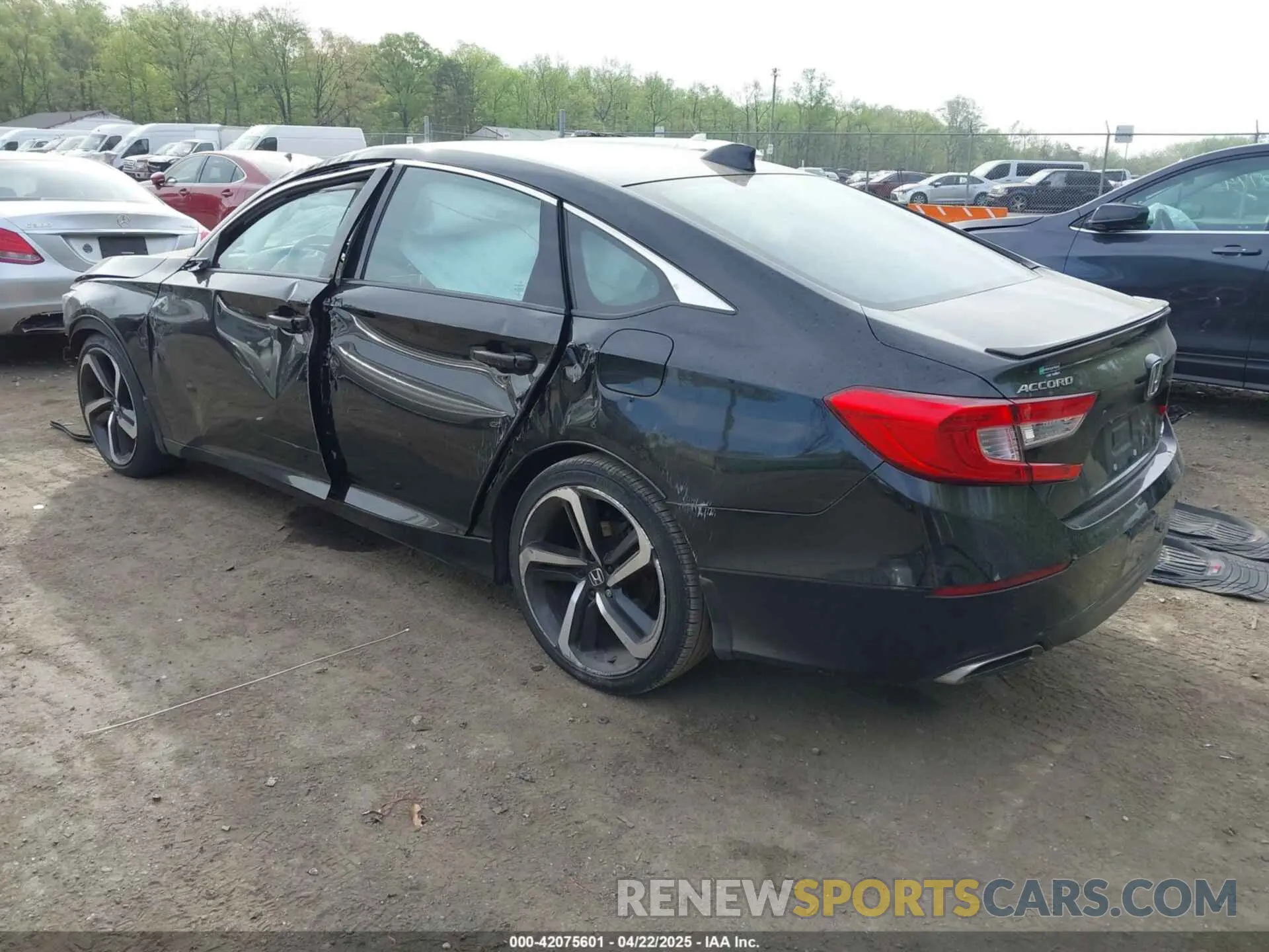 3 Photograph of a damaged car 1HGCV1F35KA115665 HONDA ACCORD 2019