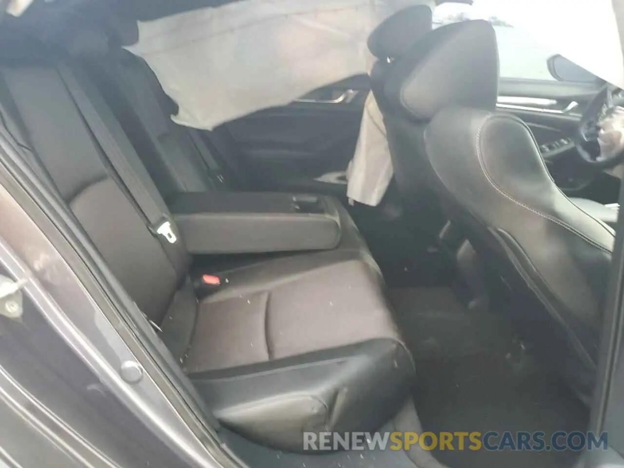 10 Photograph of a damaged car 1HGCV1F35KA120493 HONDA ACCORD 2019