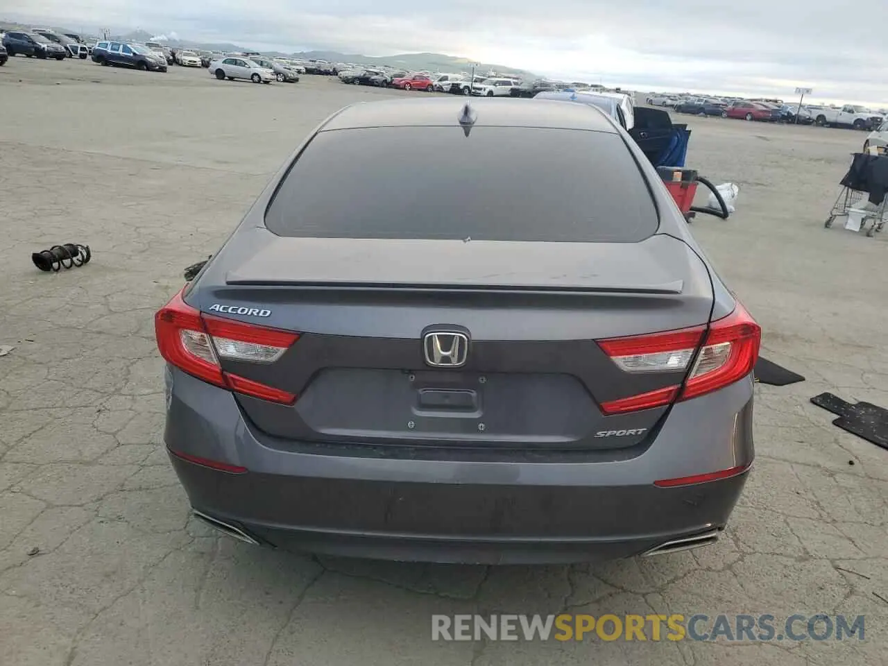 6 Photograph of a damaged car 1HGCV1F35KA120493 HONDA ACCORD 2019