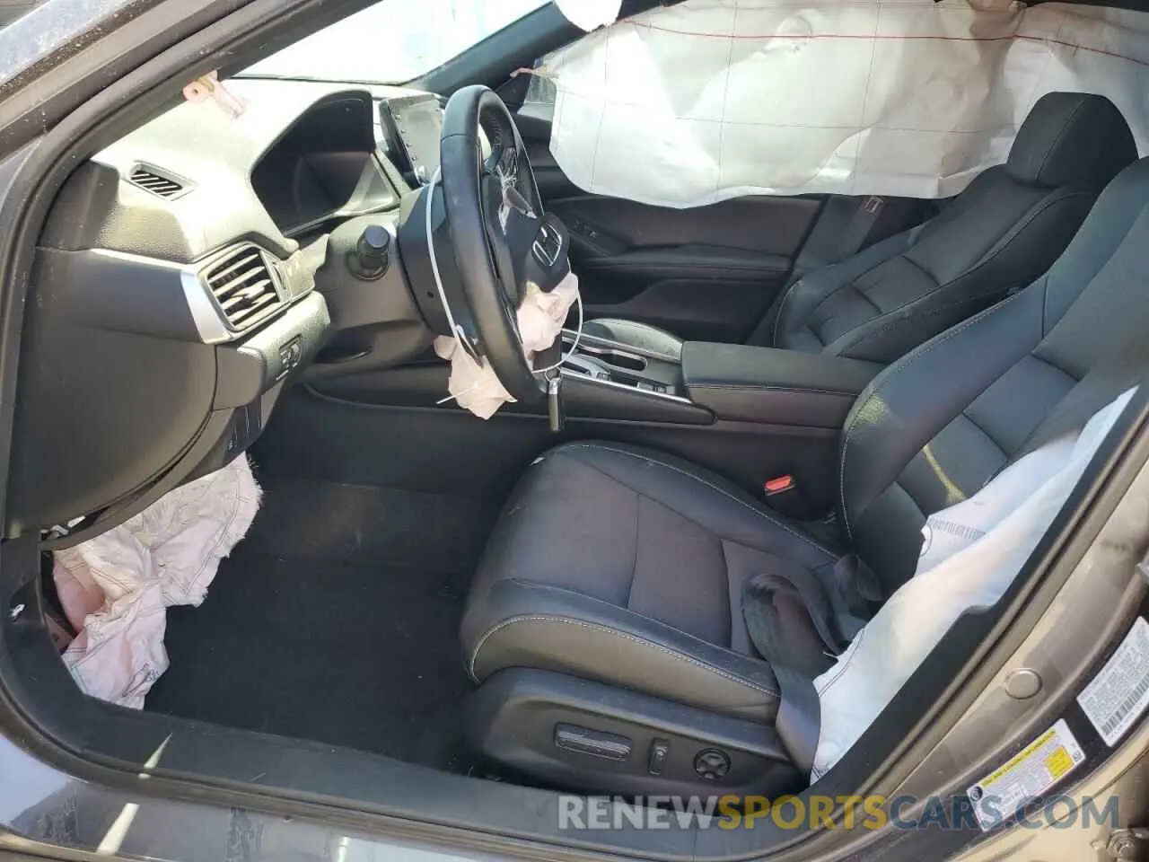 7 Photograph of a damaged car 1HGCV1F35KA120493 HONDA ACCORD 2019