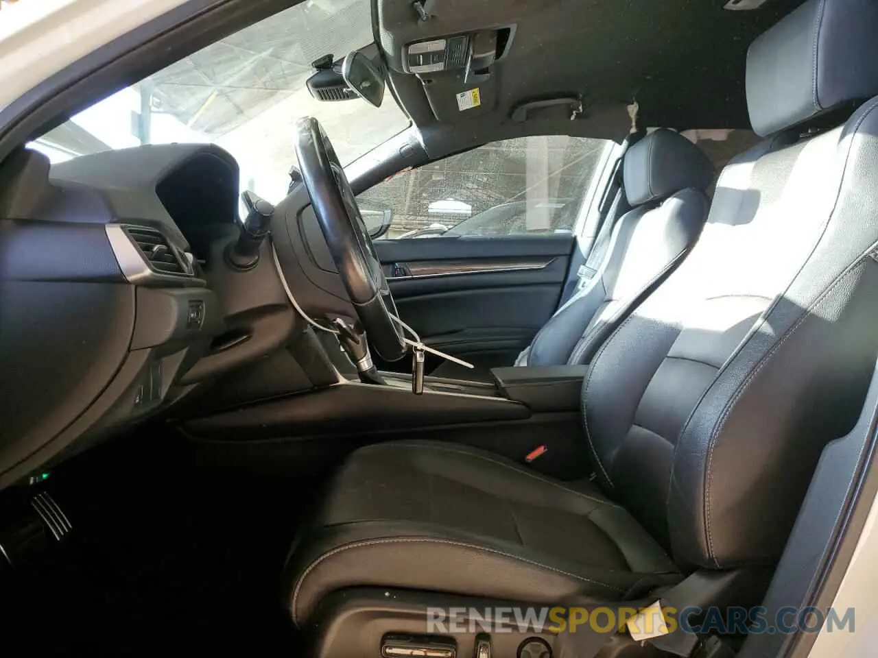 7 Photograph of a damaged car 1HGCV1F35KA142574 HONDA ACCORD 2019