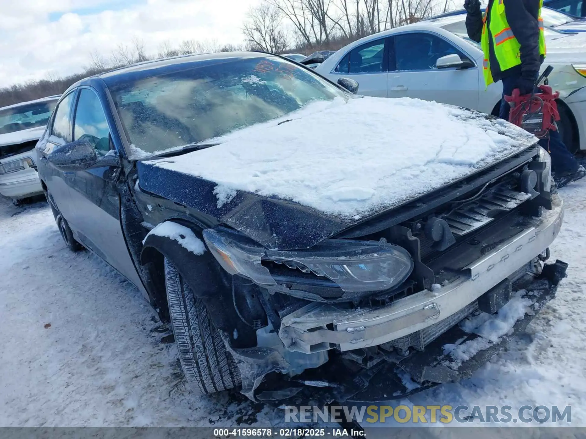 1 Photograph of a damaged car 1HGCV1F35KA158726 HONDA ACCORD 2019