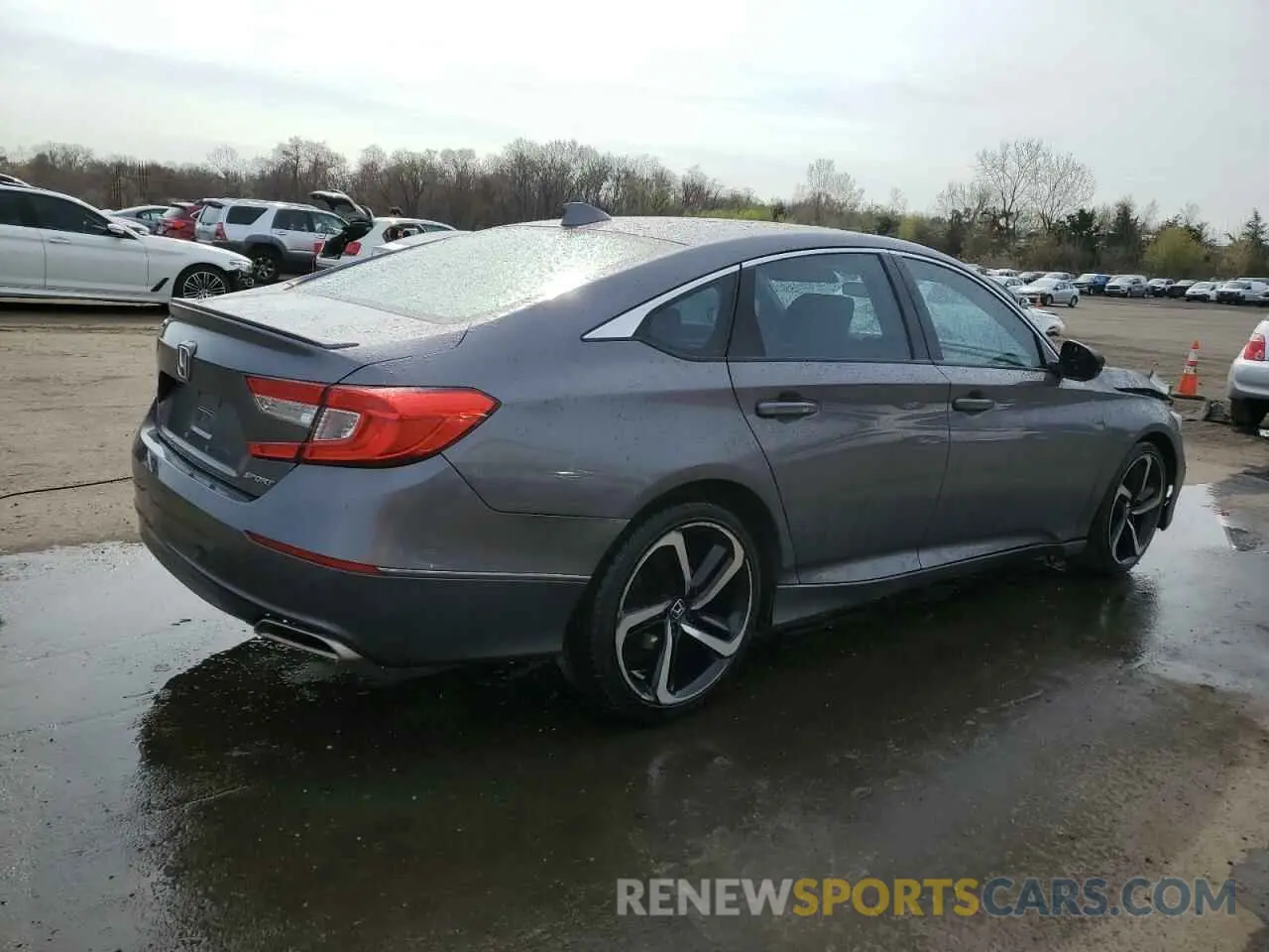 3 Photograph of a damaged car 1HGCV1F35KA162517 HONDA ACCORD 2019