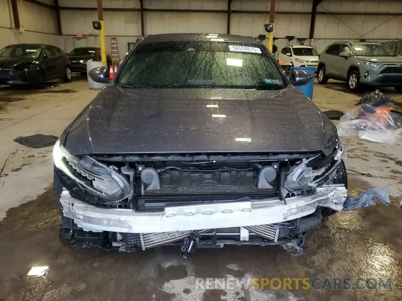 5 Photograph of a damaged car 1HGCV1F35KA162999 HONDA ACCORD 2019