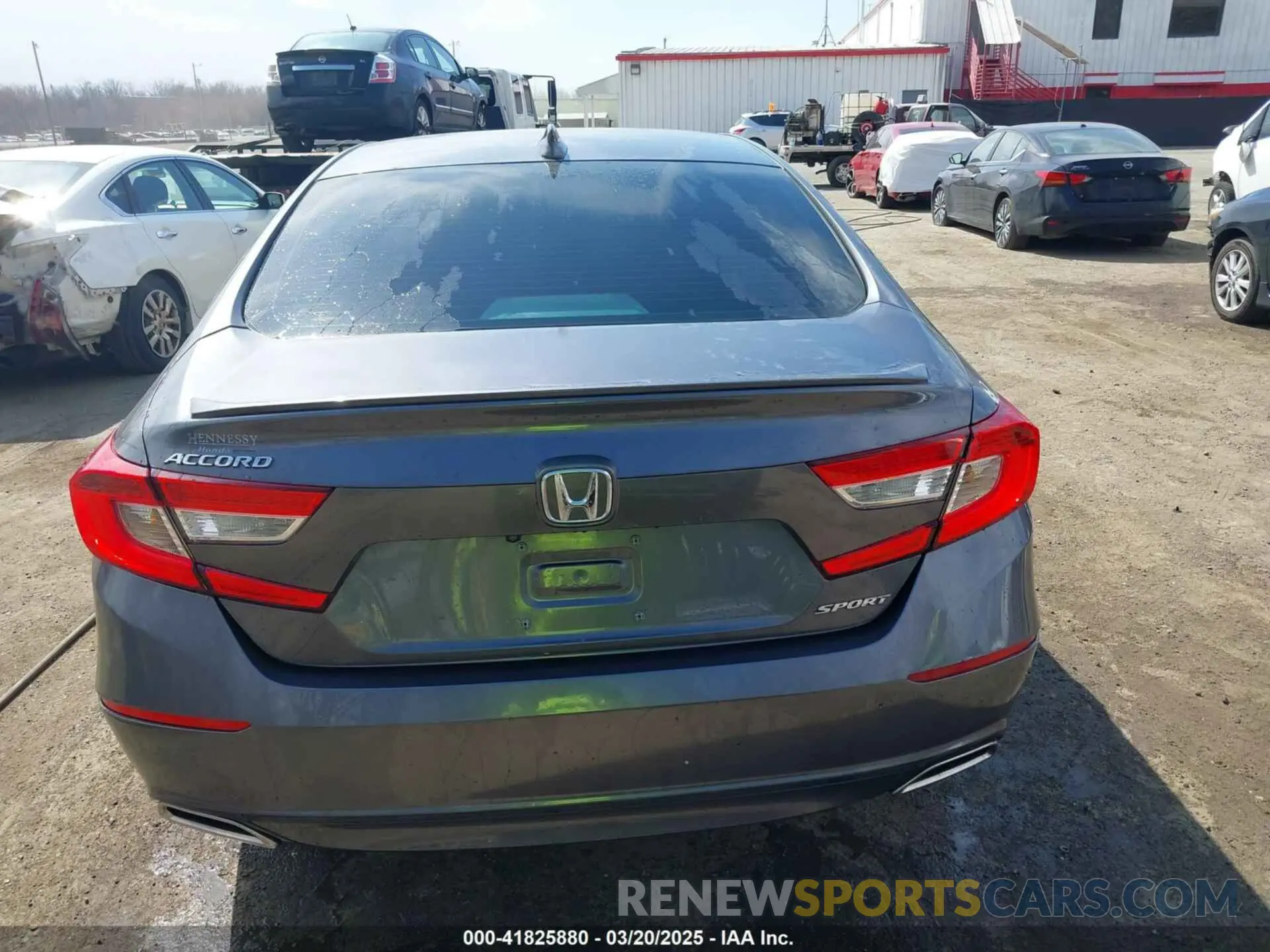 15 Photograph of a damaged car 1HGCV1F35KA171945 HONDA ACCORD 2019
