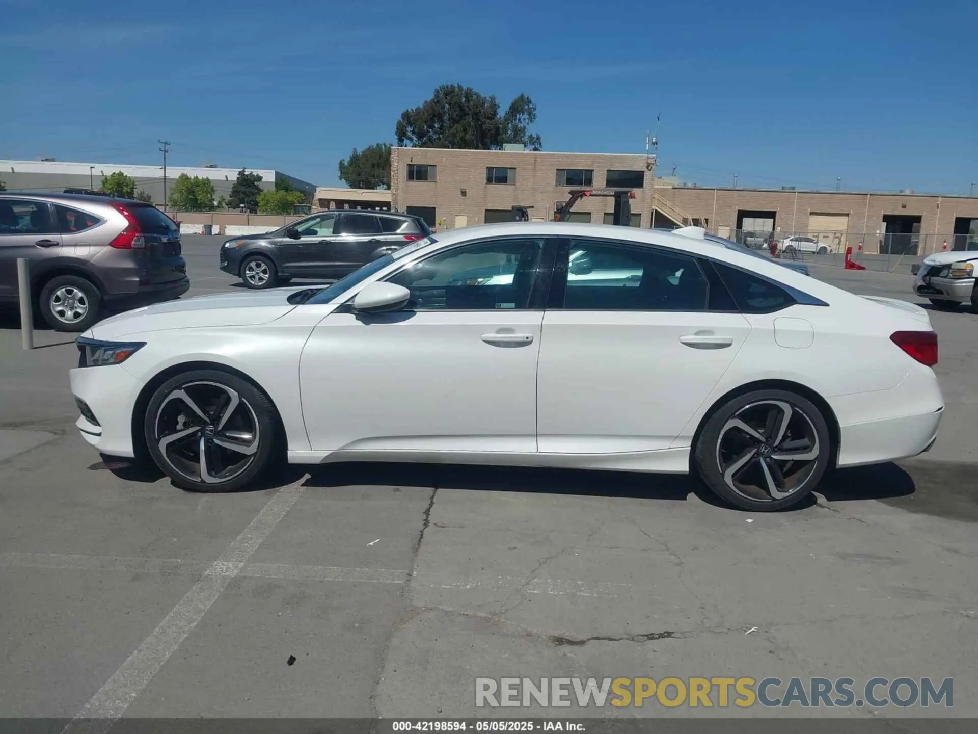 14 Photograph of a damaged car 1HGCV1F35KA173534 HONDA ACCORD 2019