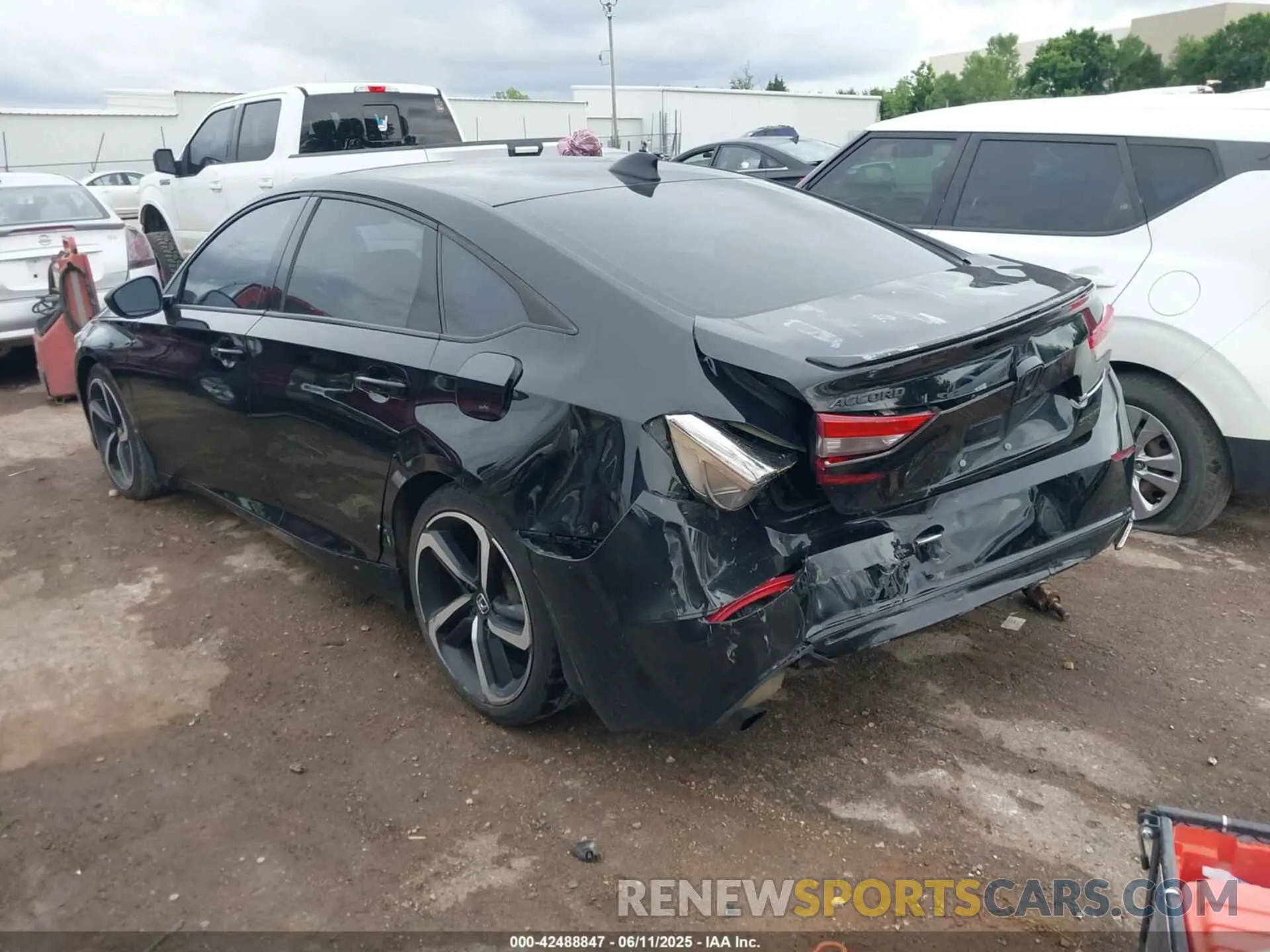 14 Photograph of a damaged car 1HGCV1F36KA004414 HONDA ACCORD 2019