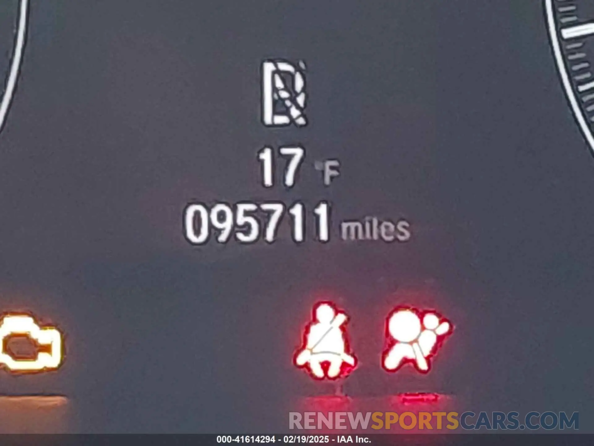 15 Photograph of a damaged car 1HGCV1F36KA019110 HONDA ACCORD 2019
