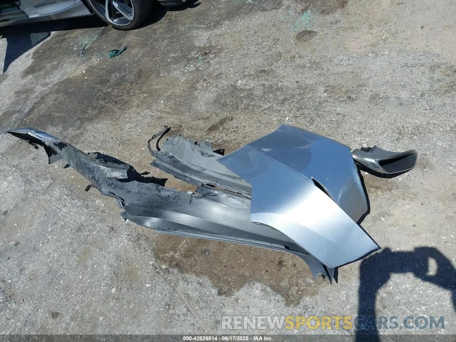12 Photograph of a damaged car 1HGCV1F36KA028146 HONDA ACCORD 2019