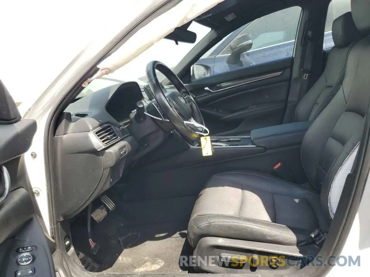 7 Photograph of a damaged car 1HGCV1F36KA031242 HONDA ACCORD 2019