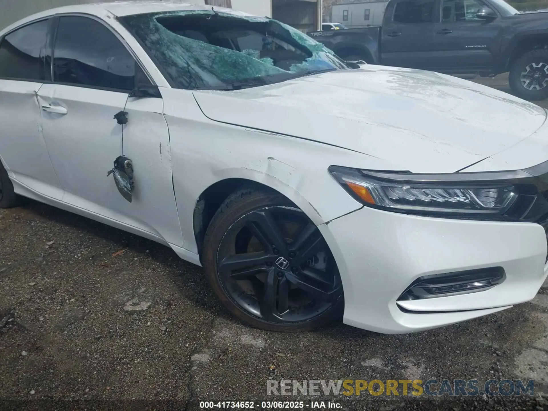 13 Photograph of a damaged car 1HGCV1F36KA046954 HONDA ACCORD 2019