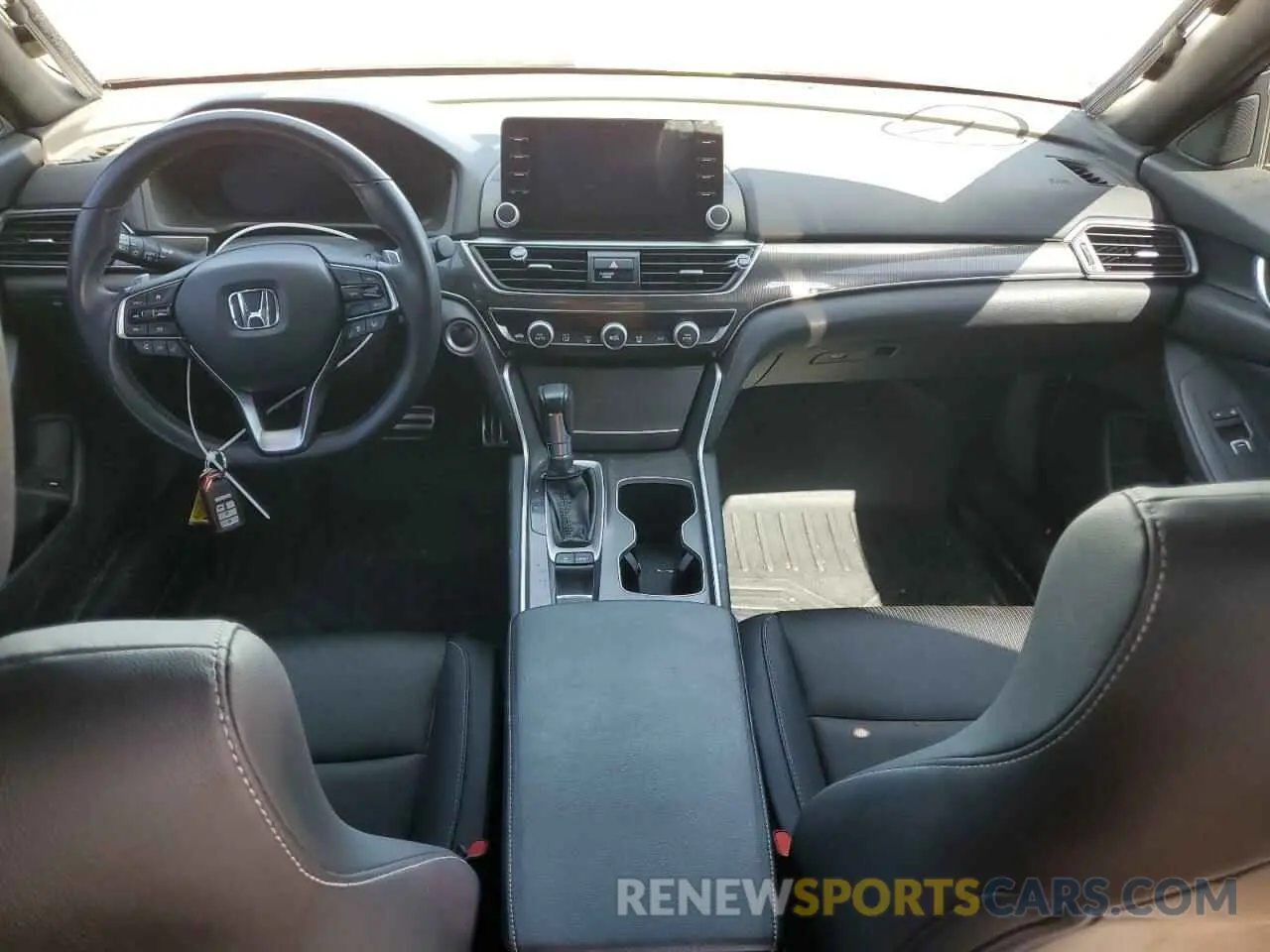 8 Photograph of a damaged car 1HGCV1F36KA067769 HONDA ACCORD 2019