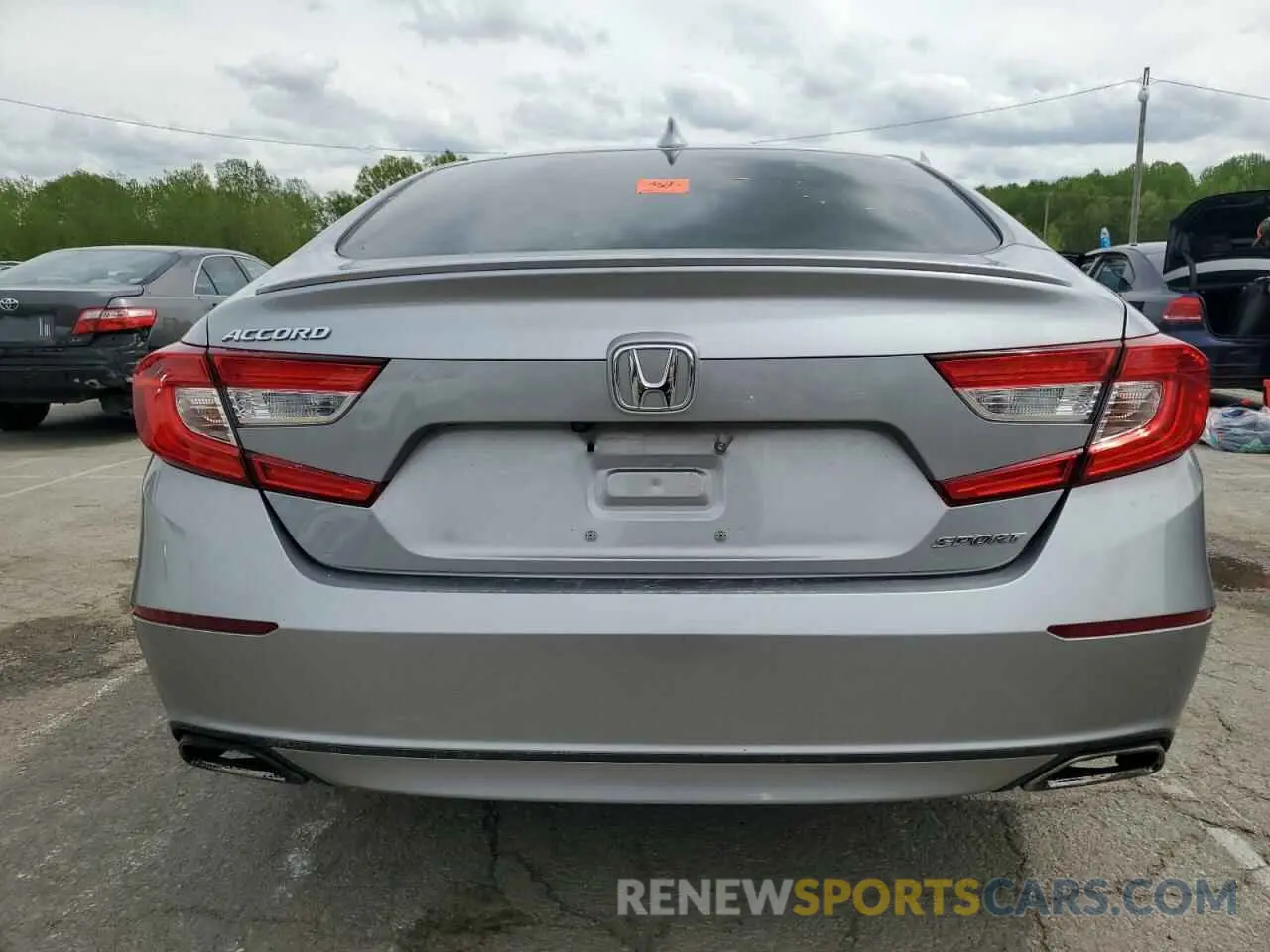 6 Photograph of a damaged car 1HGCV1F36KA074219 HONDA ACCORD 2019