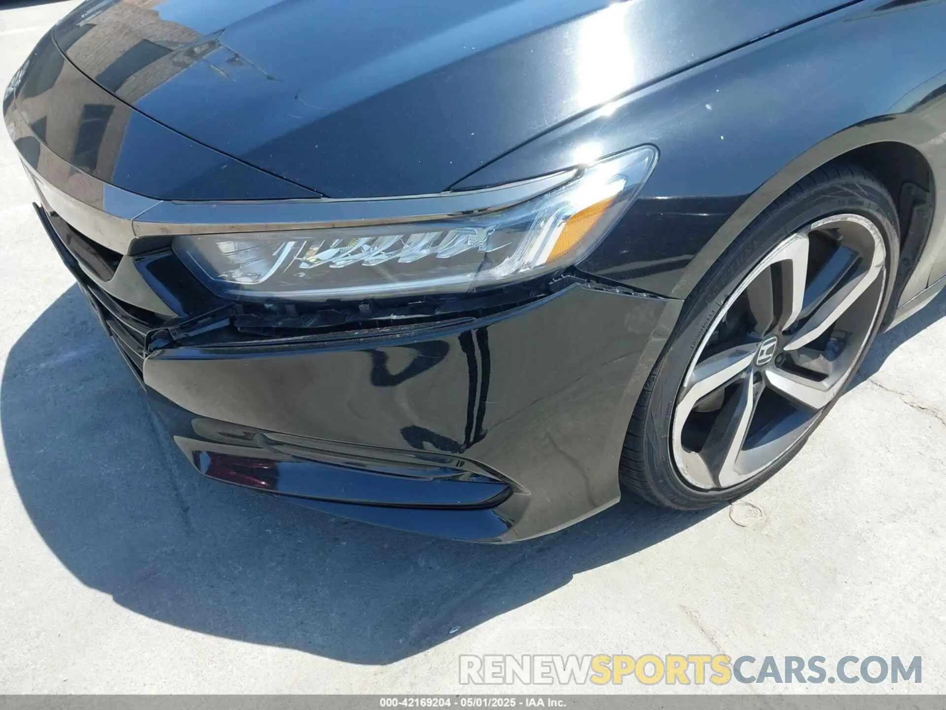 6 Photograph of a damaged car 1HGCV1F36KA079744 HONDA ACCORD 2019