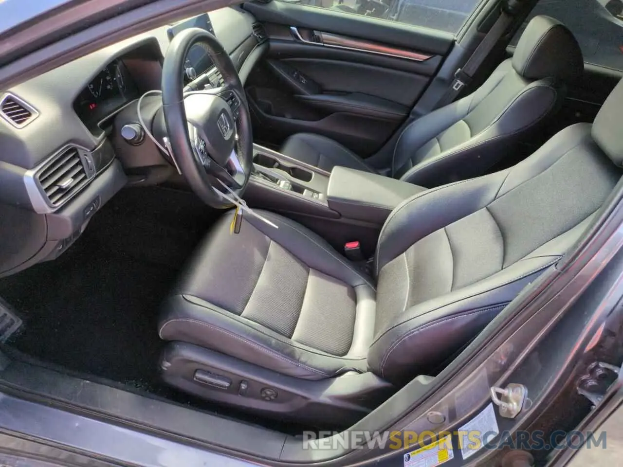 7 Photograph of a damaged car 1HGCV1F36KA083874 HONDA ACCORD 2019