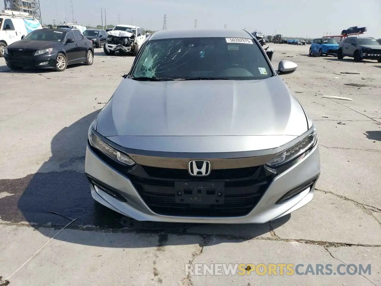 5 Photograph of a damaged car 1HGCV1F36KA089092 HONDA ACCORD 2019