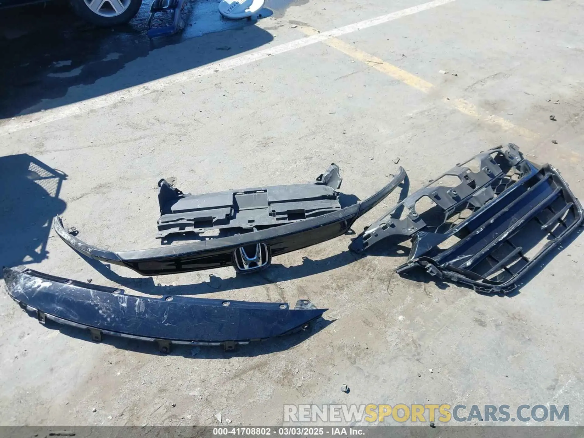 12 Photograph of a damaged car 1HGCV1F36KA117148 HONDA ACCORD 2019